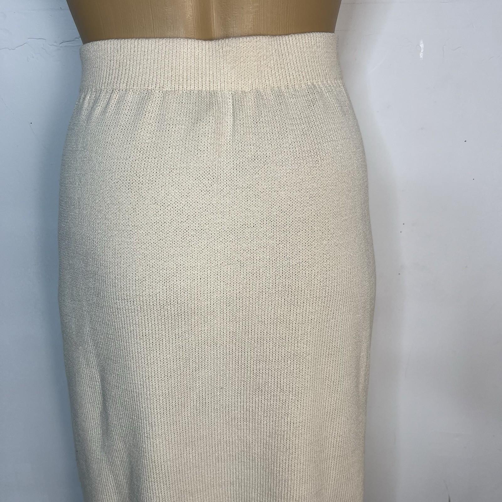 10-4388.jpg ST JOHN Collection By Marie Gray Tight Knit Stretch Skirt 12 Off White Black