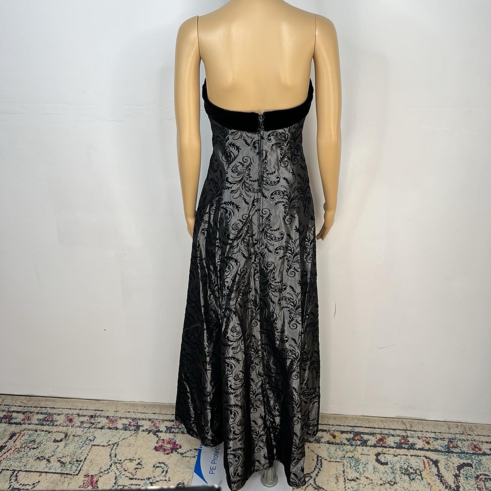 Dave & Johnny 90's Glam VTG Y2K Strapless Maxi Gown Size 4 Black Velvet Floral