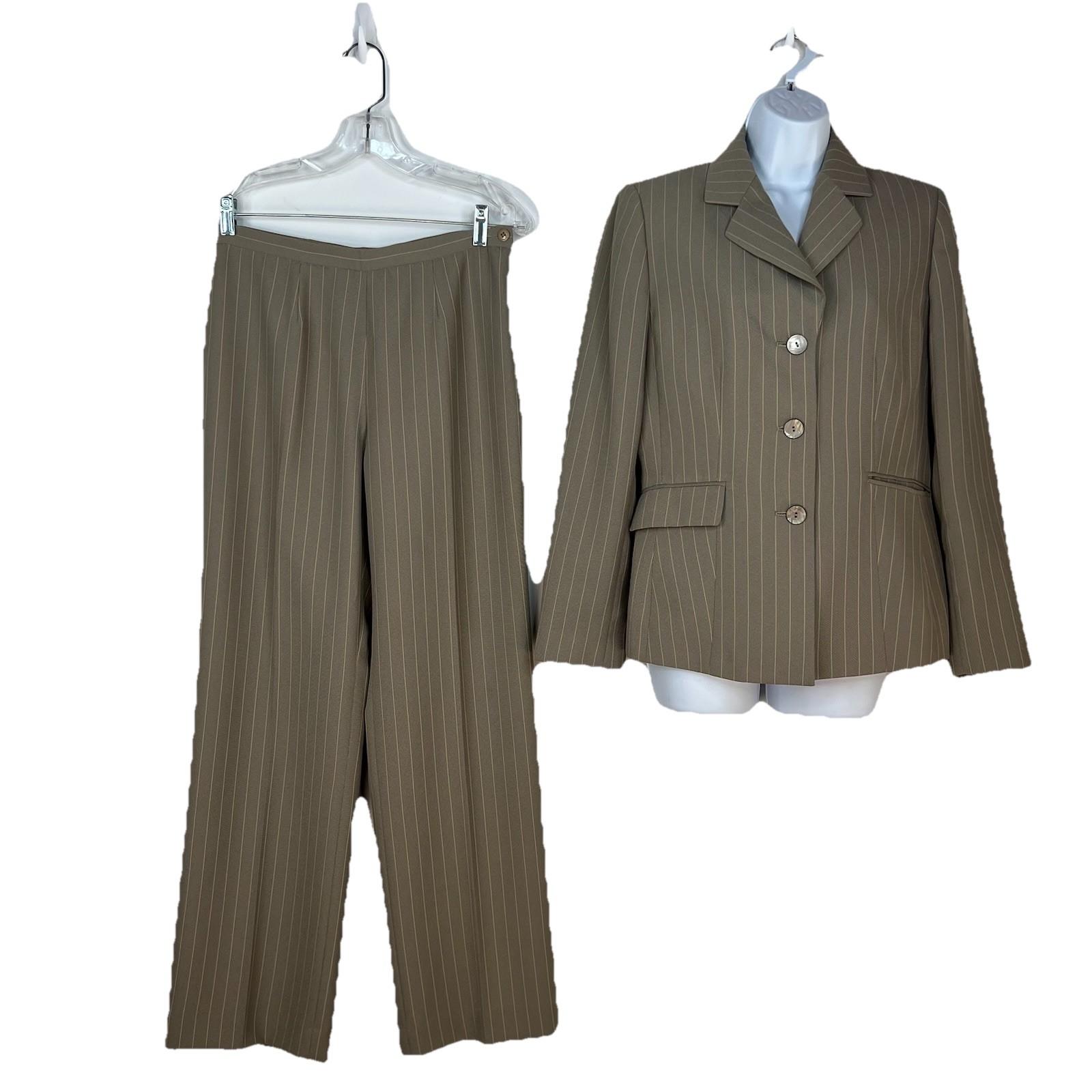 LE SUIT Polyester Pant Suit Size 6 Olive Green Striped Notch Collar Career 2PC