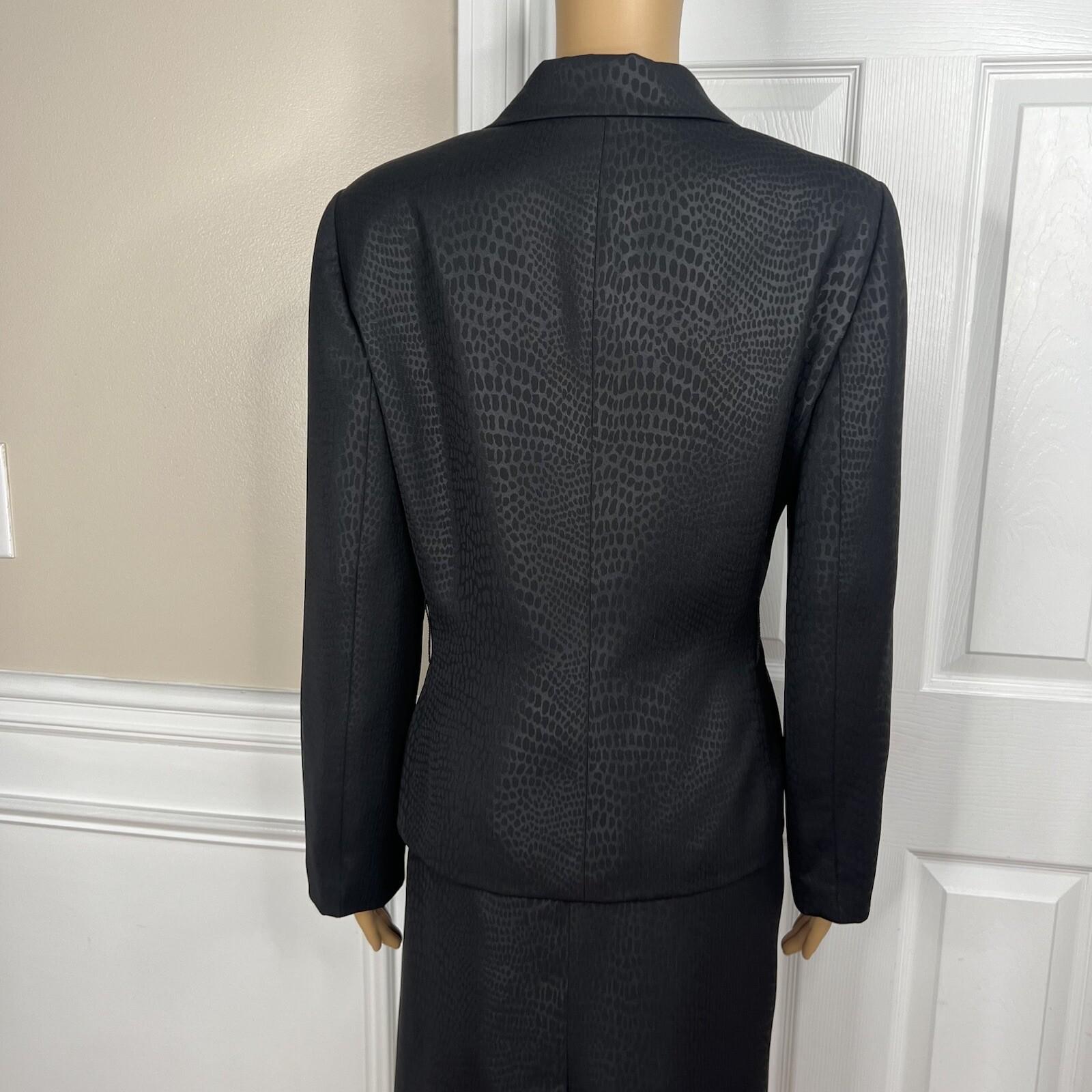 Suit Studio Women Polyester Skirt Suit Size 12P Black Notch Collar Lined 2PC