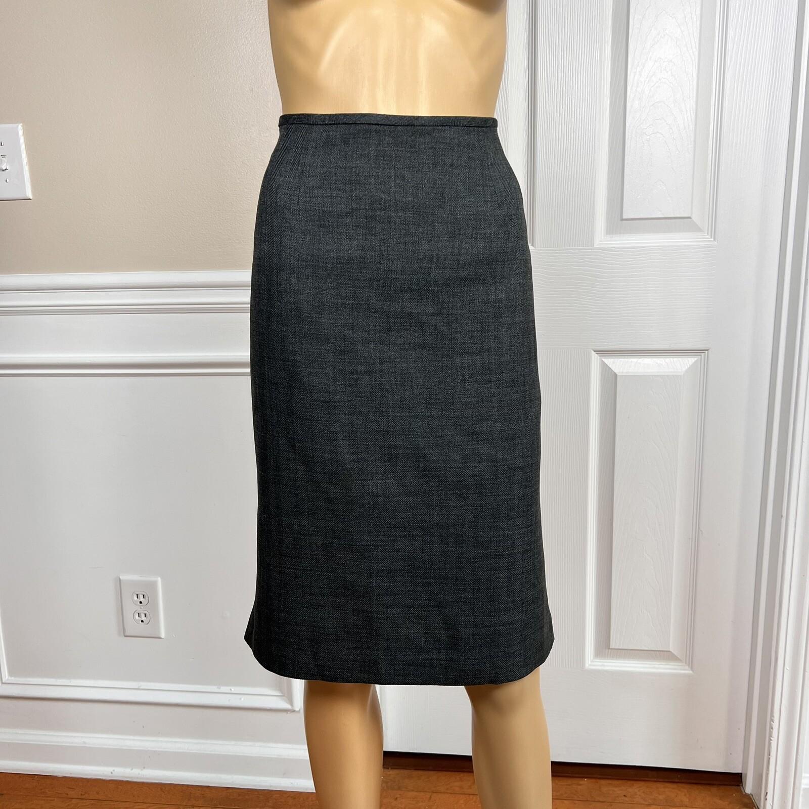 LARRY LEVINE Women 2PC Gray Polyester  Lined Notch Collar Skirt Suit Size 10