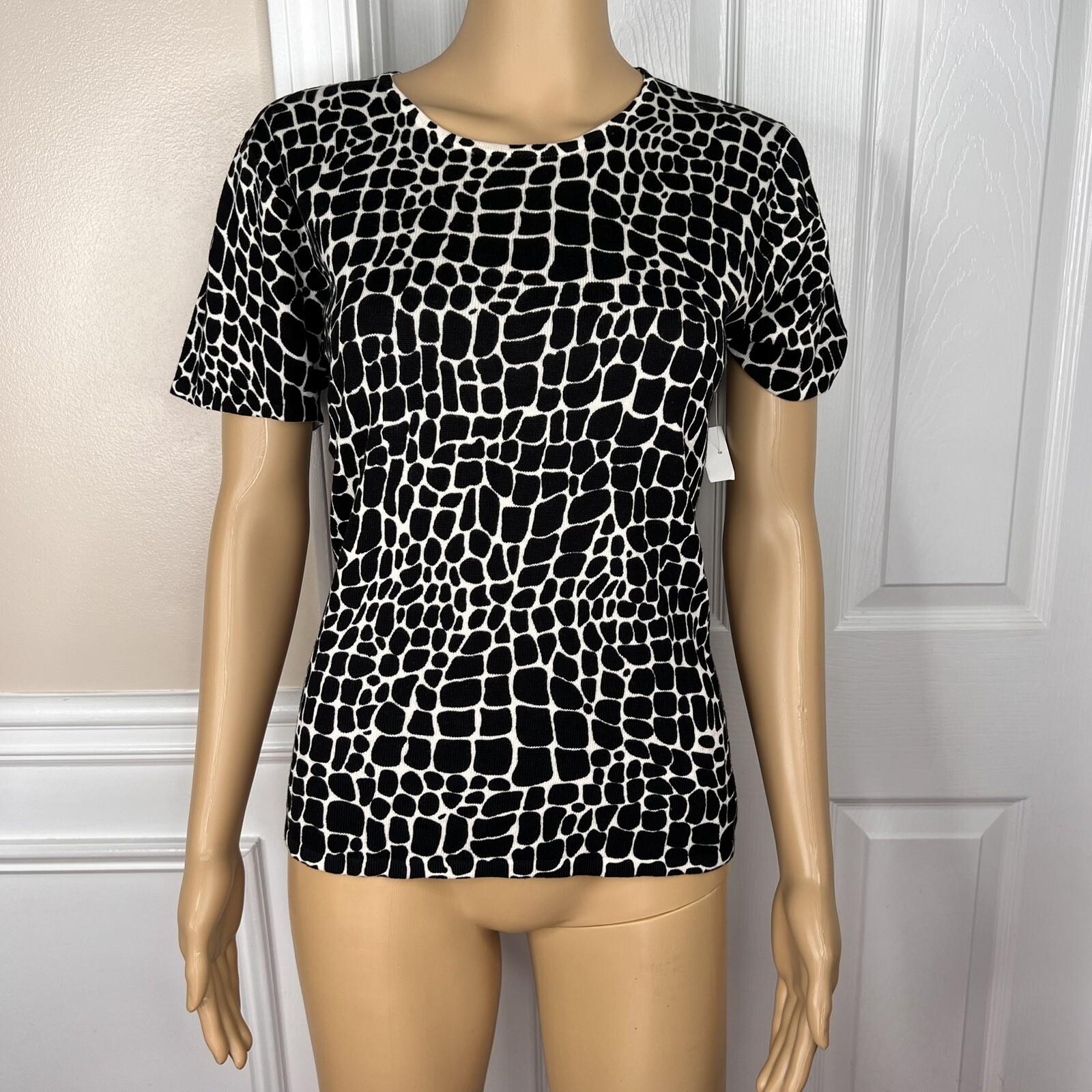 Liz Claiborne Polyester Sweater Top Pant Size 8P Black White Short Sleeves