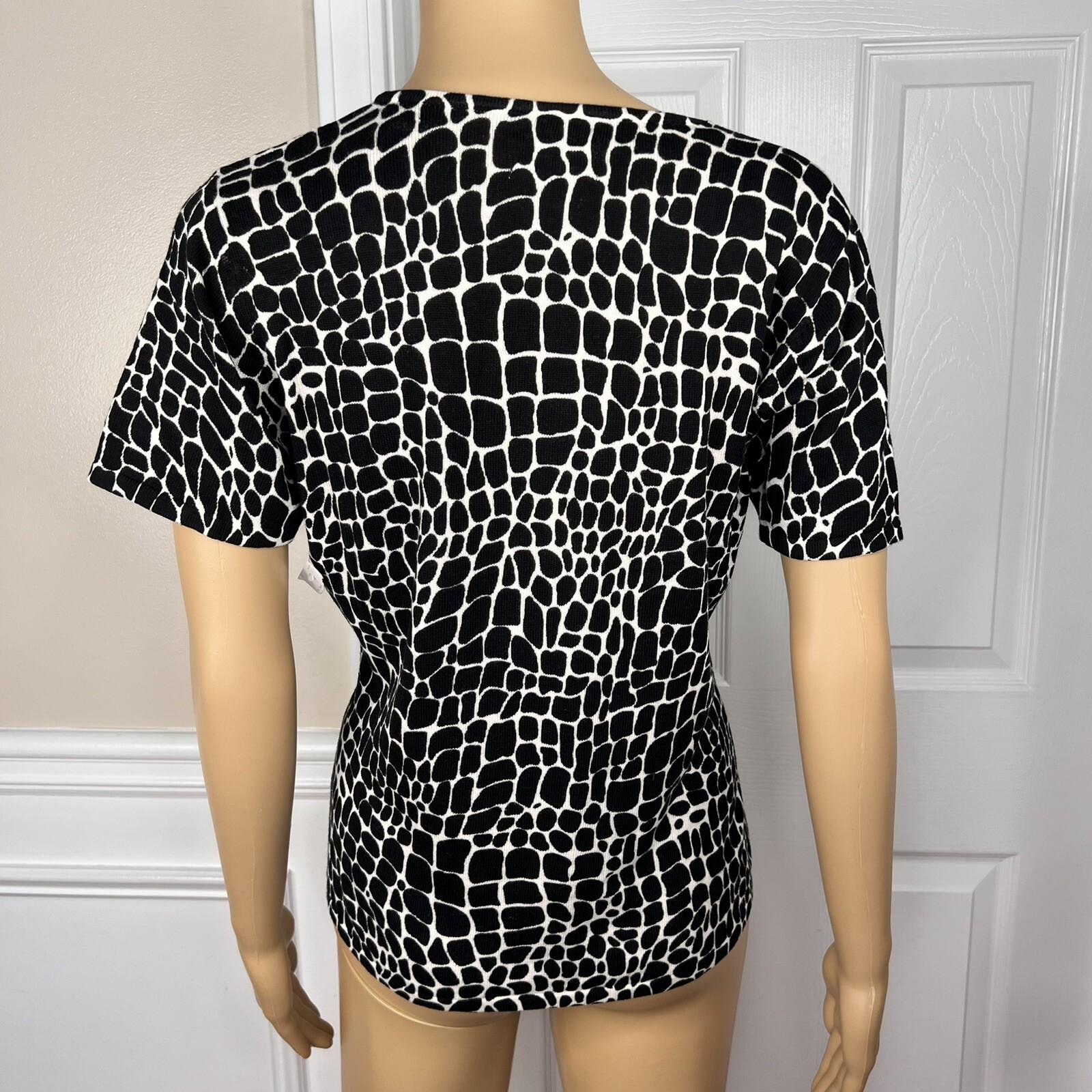 Liz Claiborne Polyester Sweater Top Pant Size 8P Black White Short Sleeves