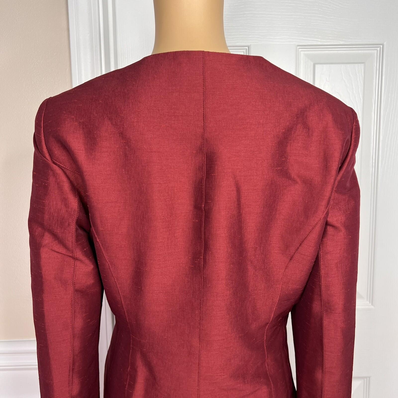 New GIOVANNA SIGNATURE 2PC Deep Red Polyester Nylon Stretch Skirt Suit Size 14