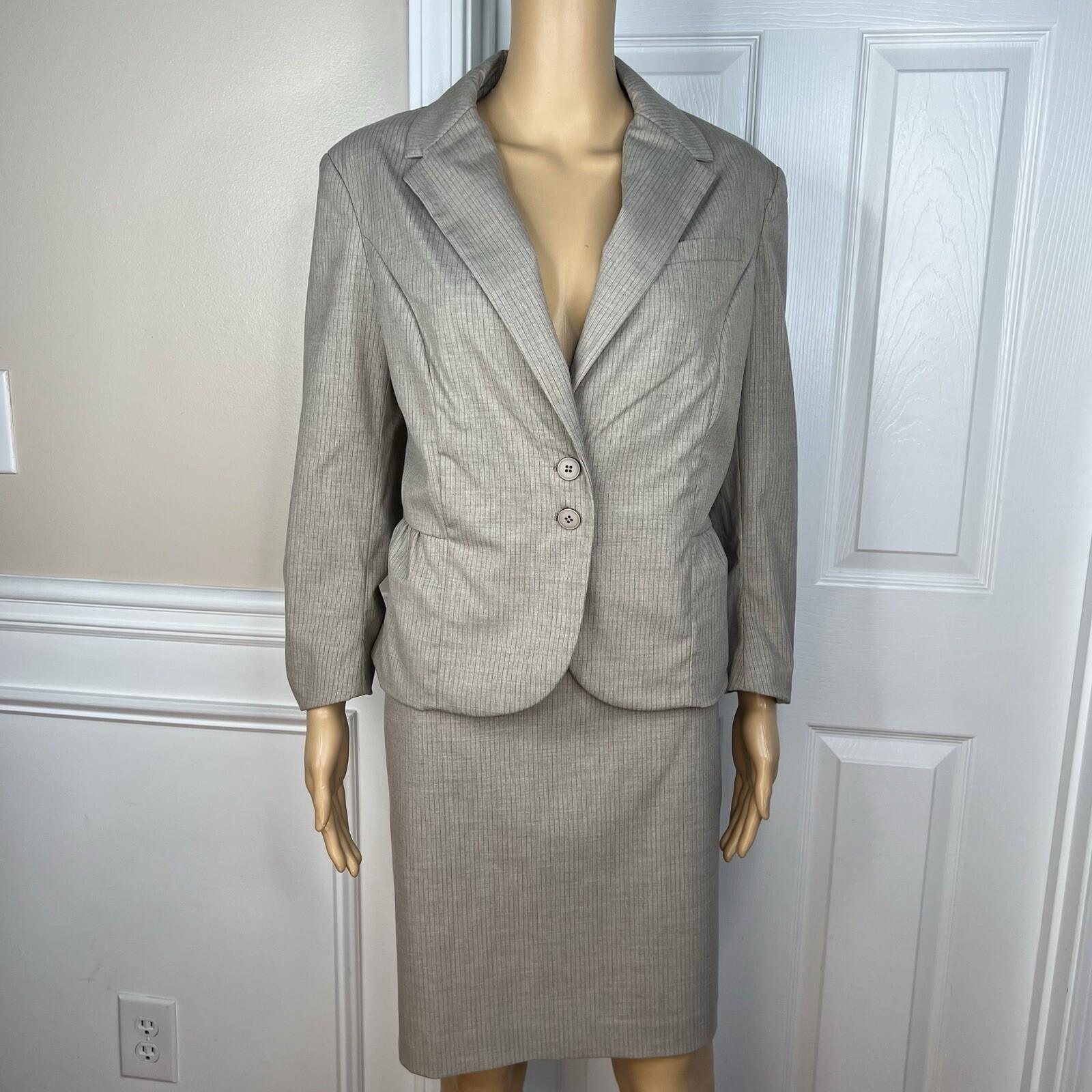 10-4937.jpg New York & Company Polyester Viscose Spandex Skirt 12 Suit 14 Sand Striped 2PC