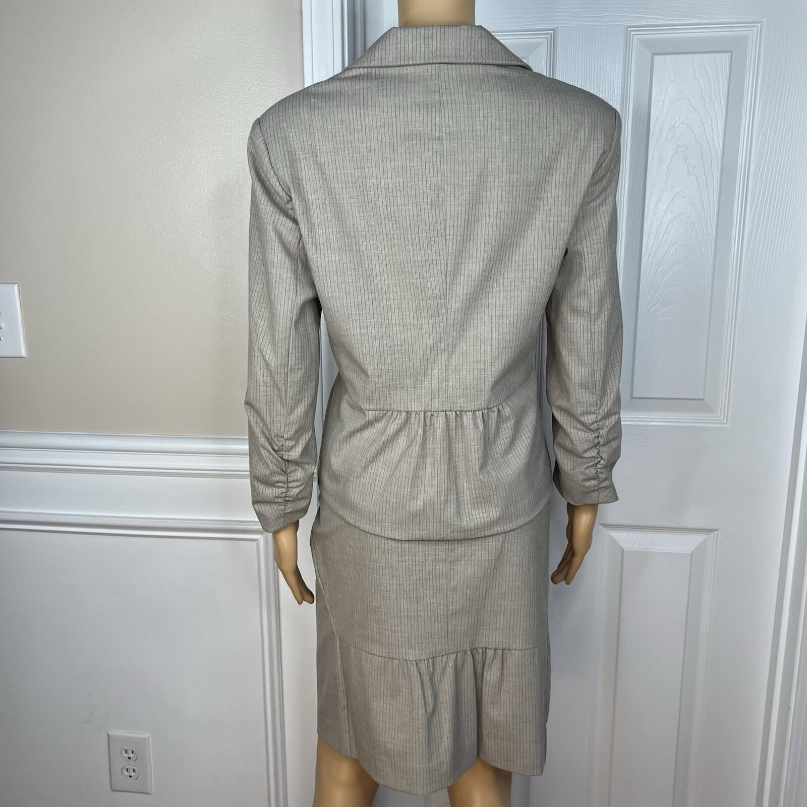 10-4942.jpg New York & Company Polyester Viscose Spandex Skirt 12 Suit 14 Sand Striped 2PC