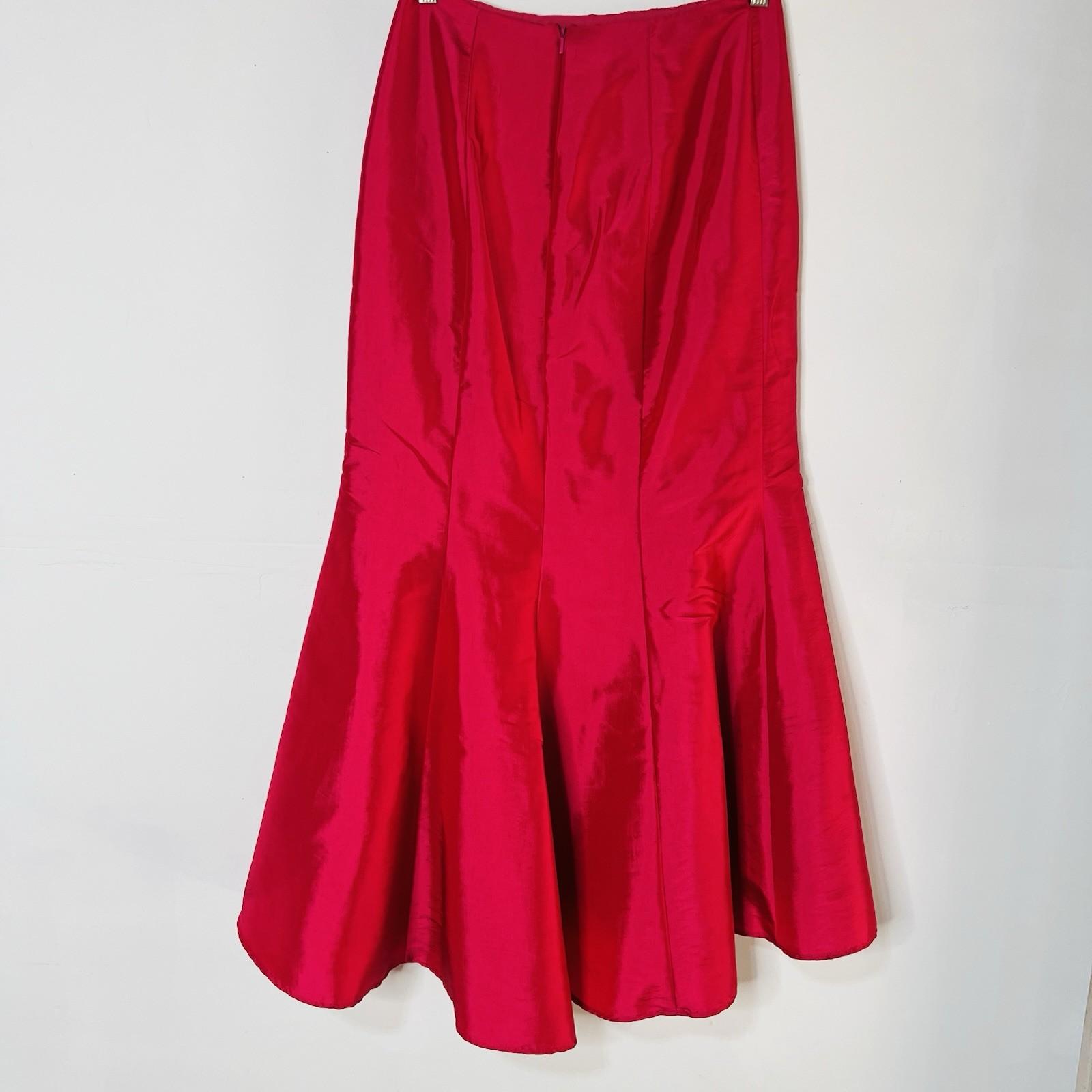 10-4968.jpg David's Bridal Organza Maxi Skirt Cropped Top Size 6 Fuchsia Party Princess