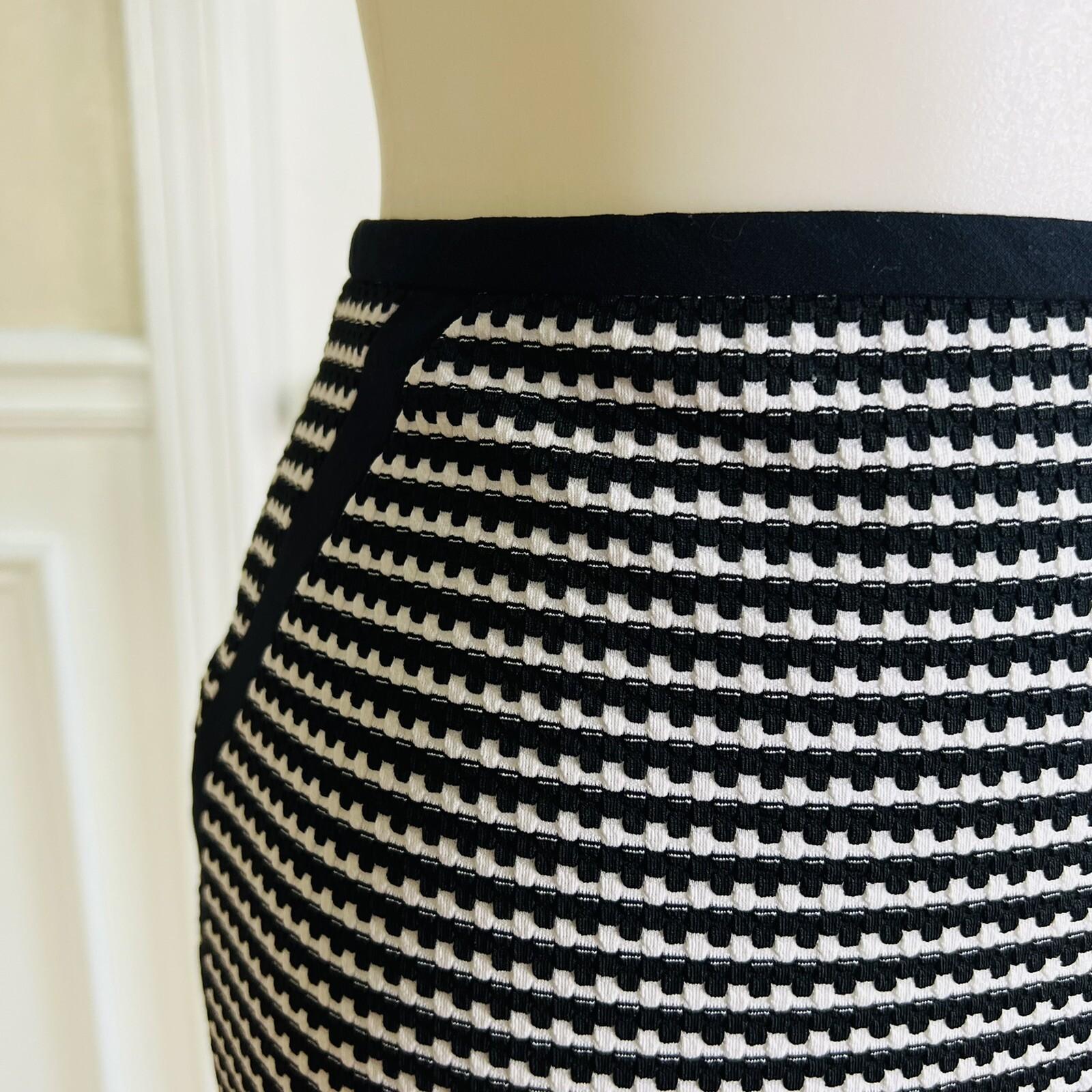 Nine West Women Polyester Spandex Skirt Size 8 Black White Lined Pencil