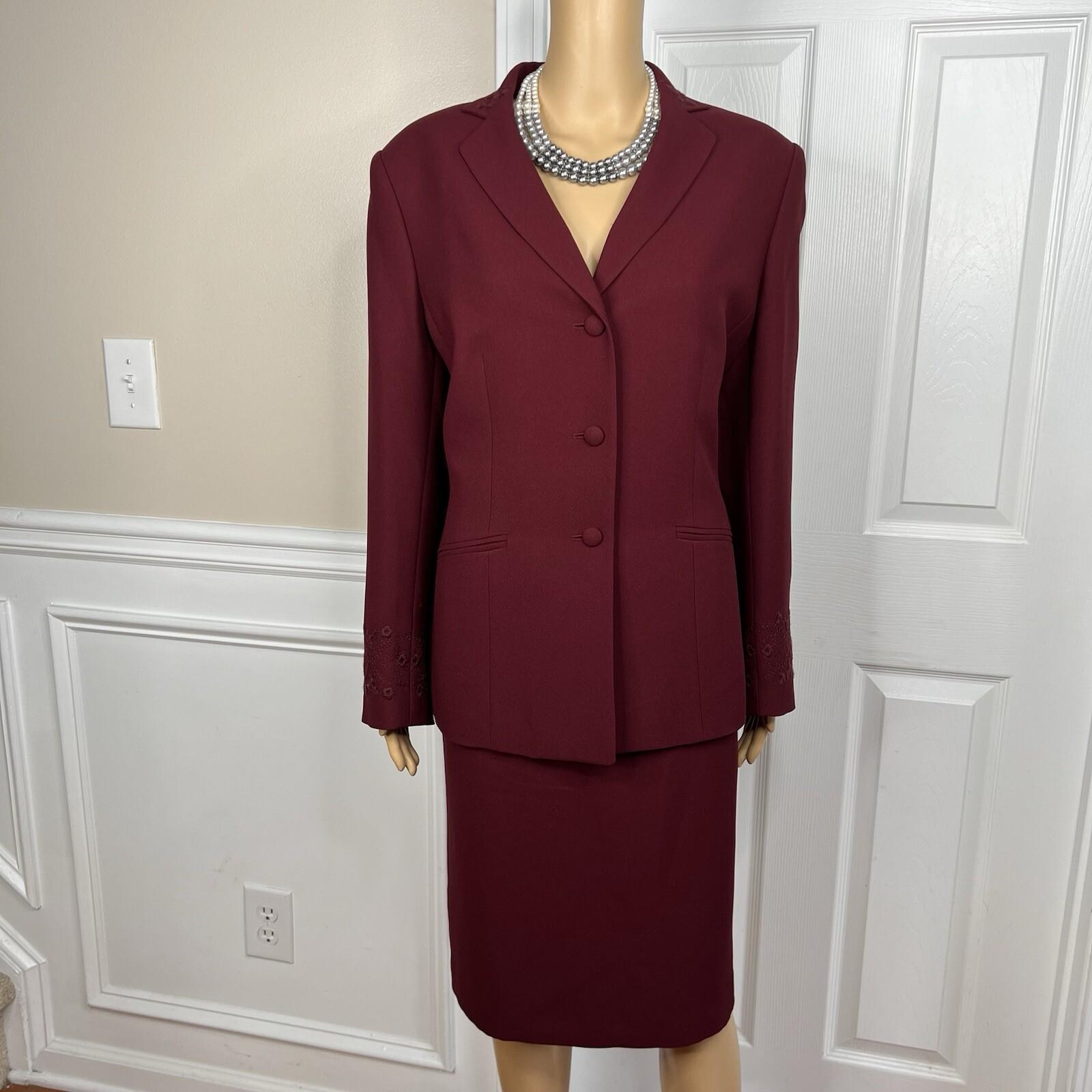 Kasper Polyester Acetate Embroidered Maroon Skirt Suit Size 12 Notch Collar 2PC