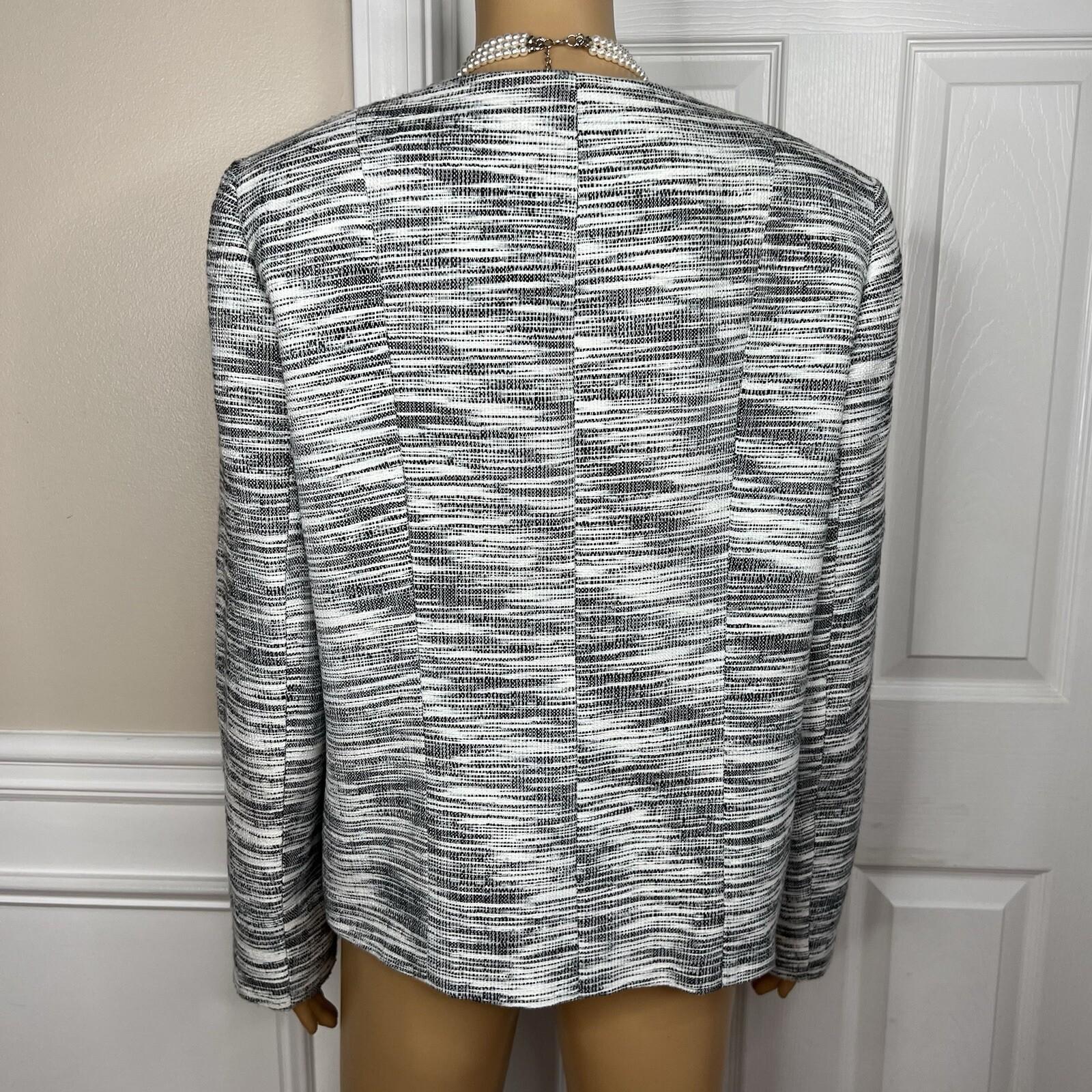 KASPER Acrylic Polyester Black White Blazer Size 12 Lined Open Front Blazer