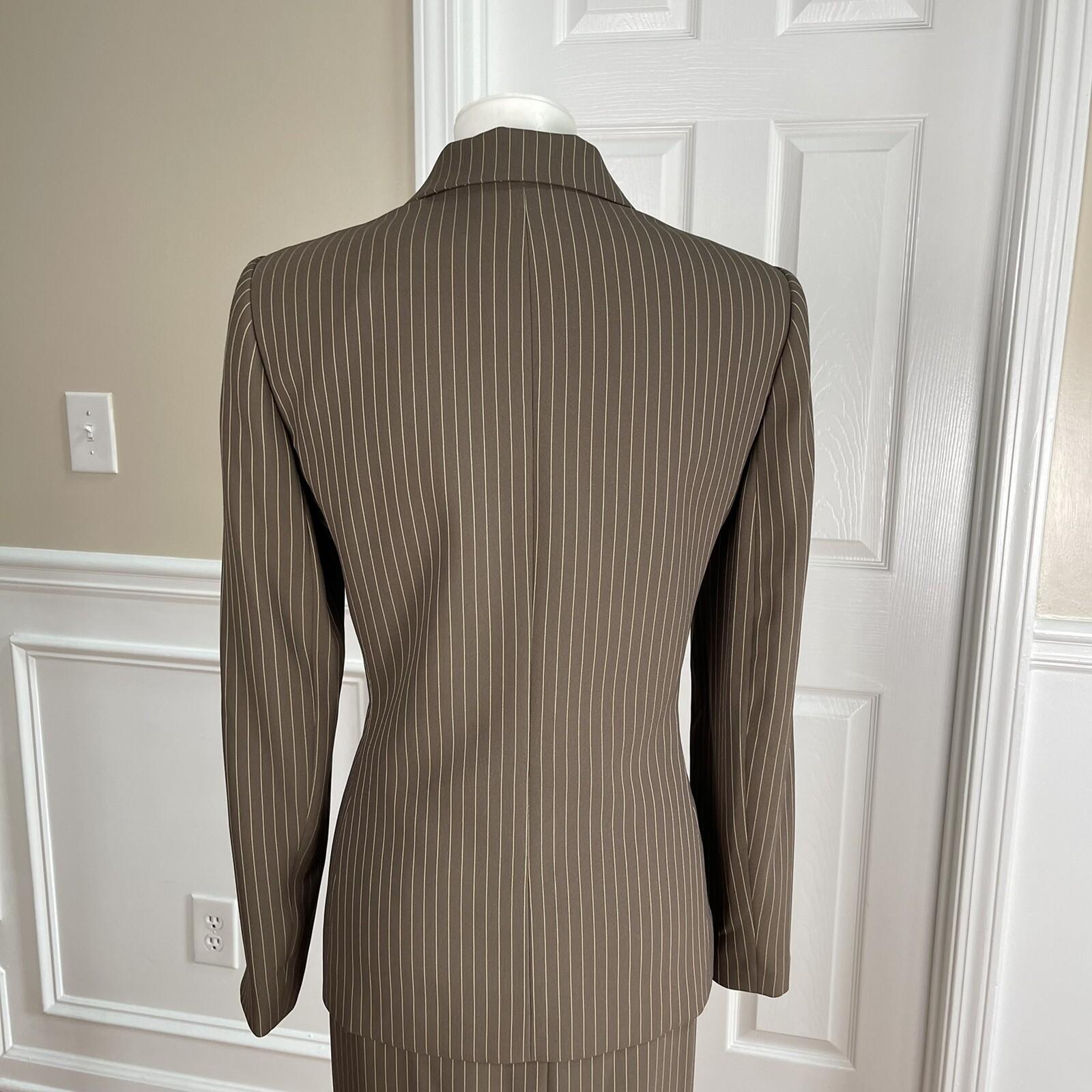Le Suit Polyester Rayon Skirt Suit Size 6 Brown Striped Notch Collar 2PC Women