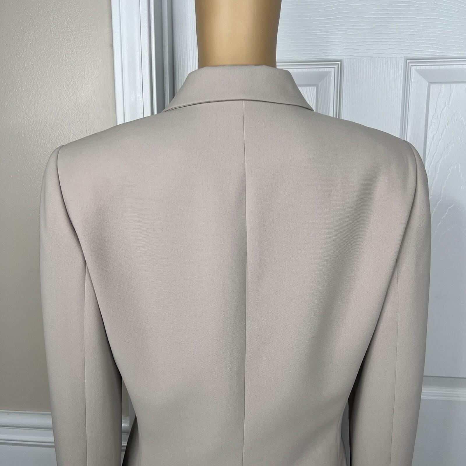 Collections for Le Suit Polyester Skirt Suit Size 8 Beige Pleated Lined 2PC