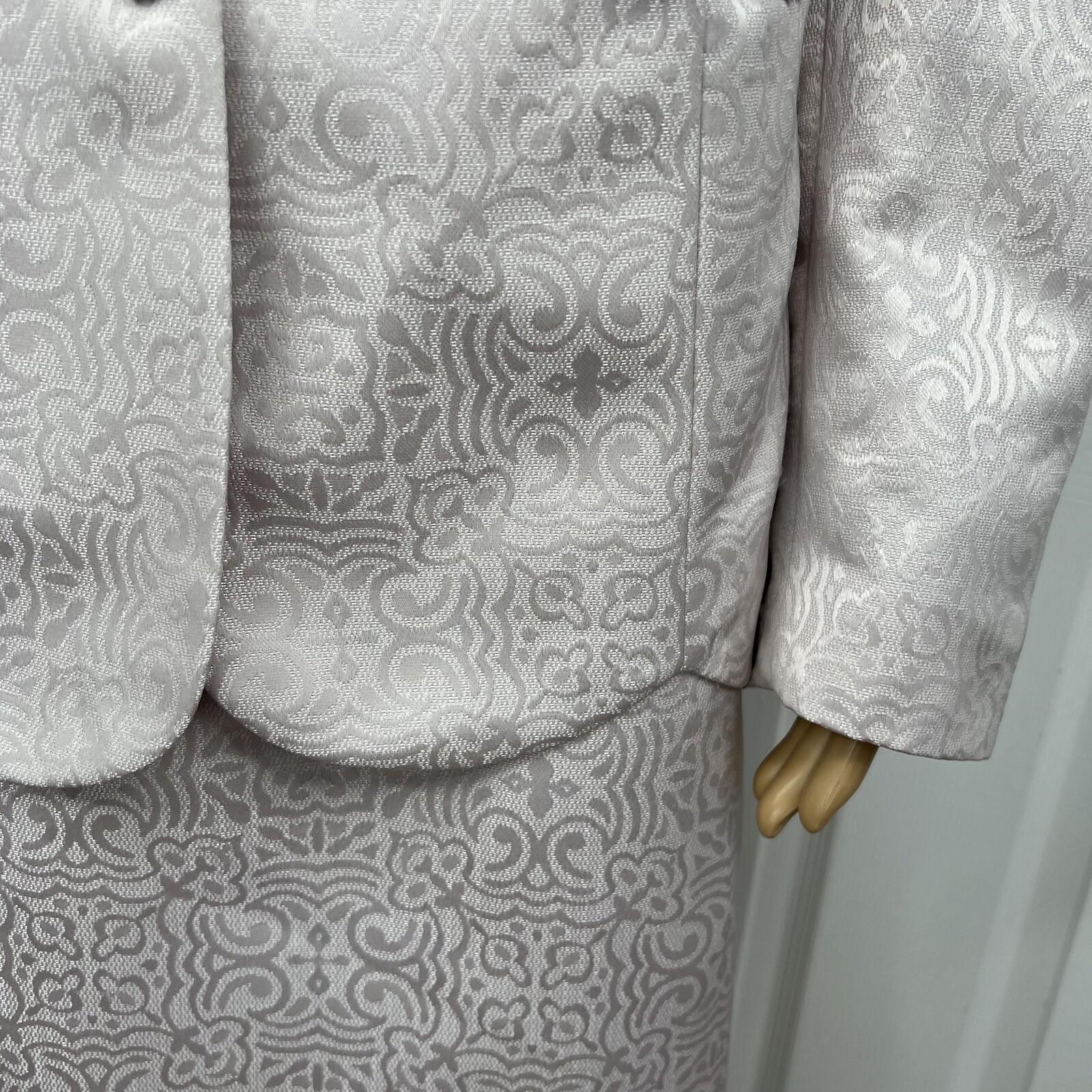 John Meyer Polyester Metallic Skirt Suit Size 24W Lilac Collarless 2PC Scallop