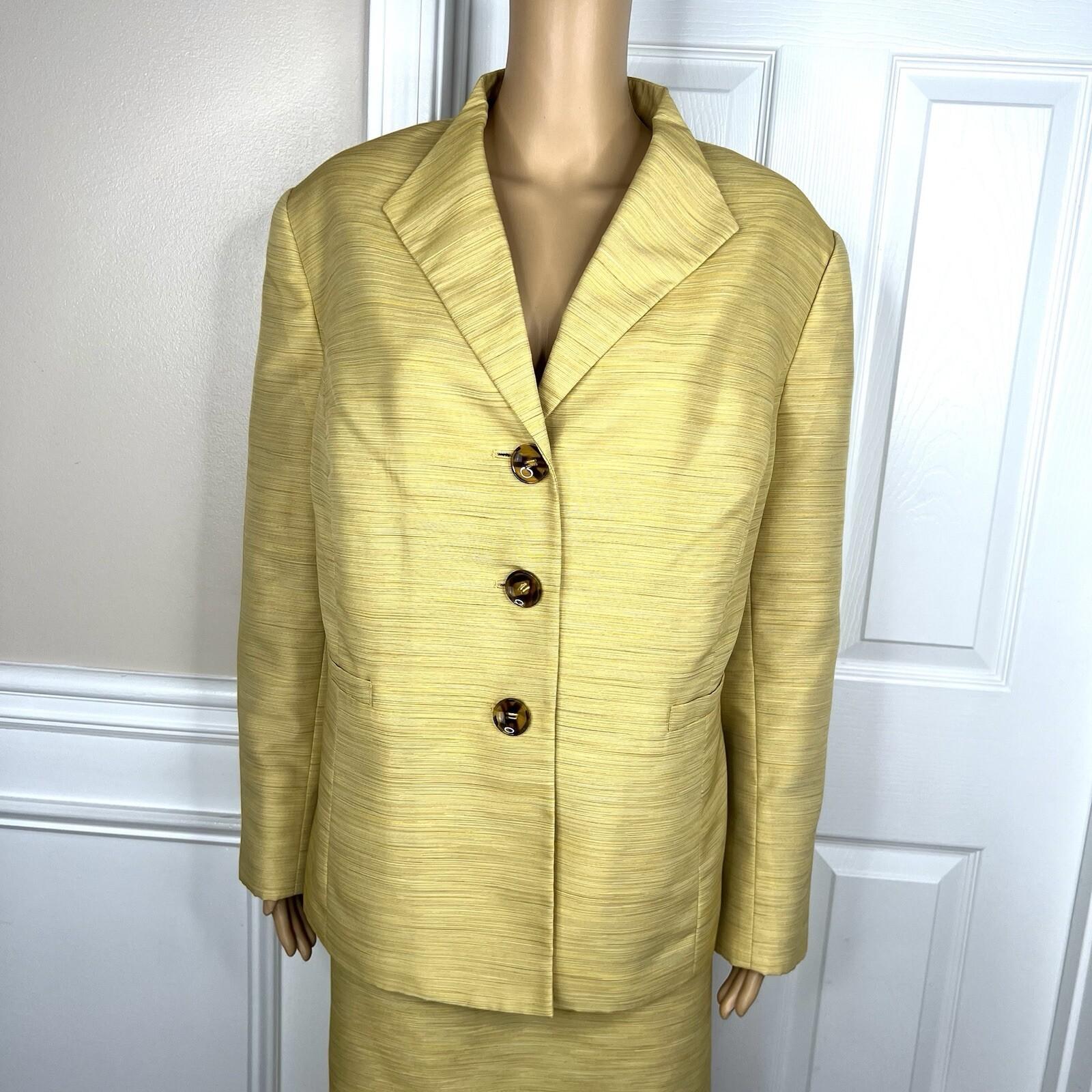 KASPER Polyester Rayon Skirt Suit Size 20W Stand Up Collar Yellow Lined 2PC
