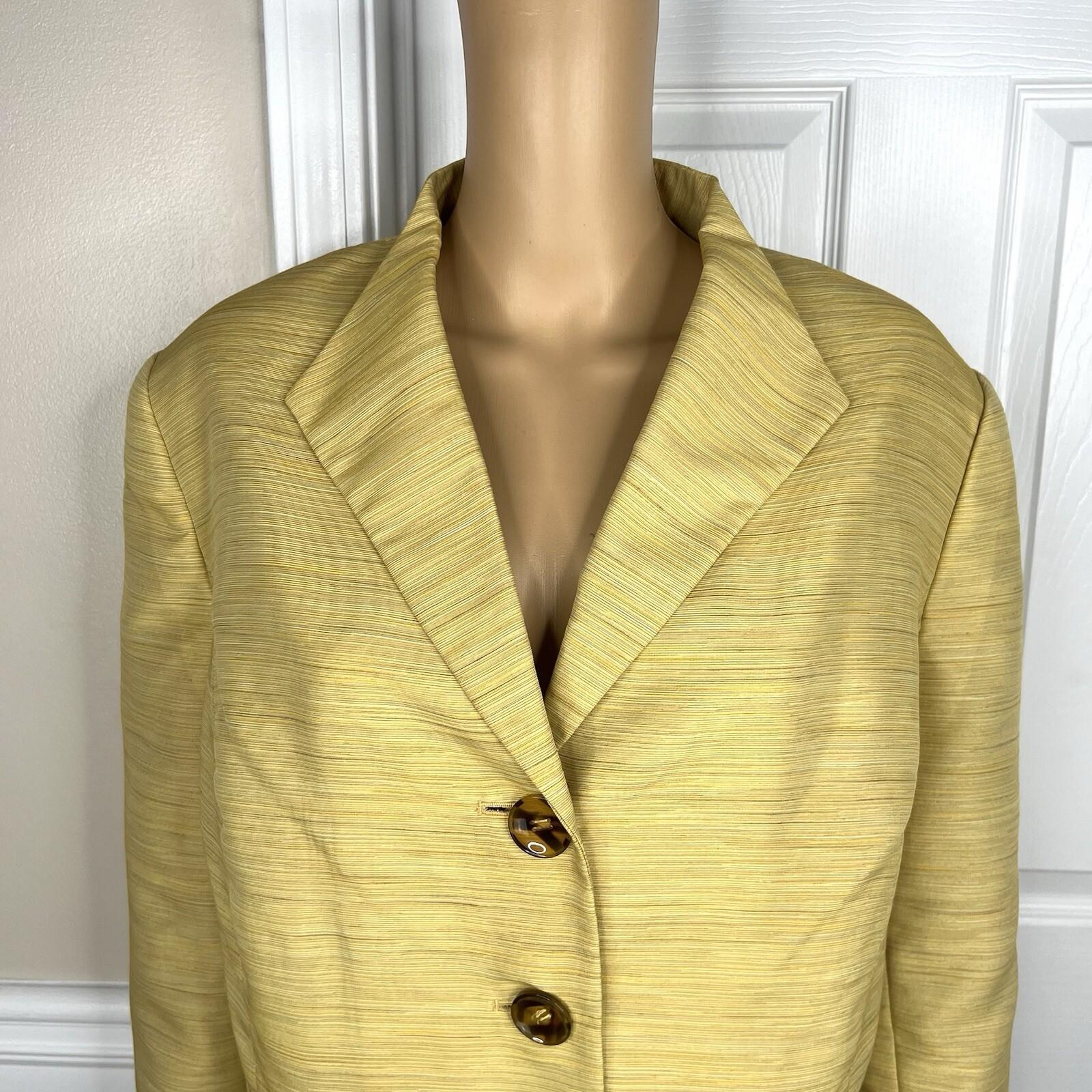 KASPER Polyester Rayon Skirt Suit Size 20W Stand Up Collar Yellow Lined 2PC