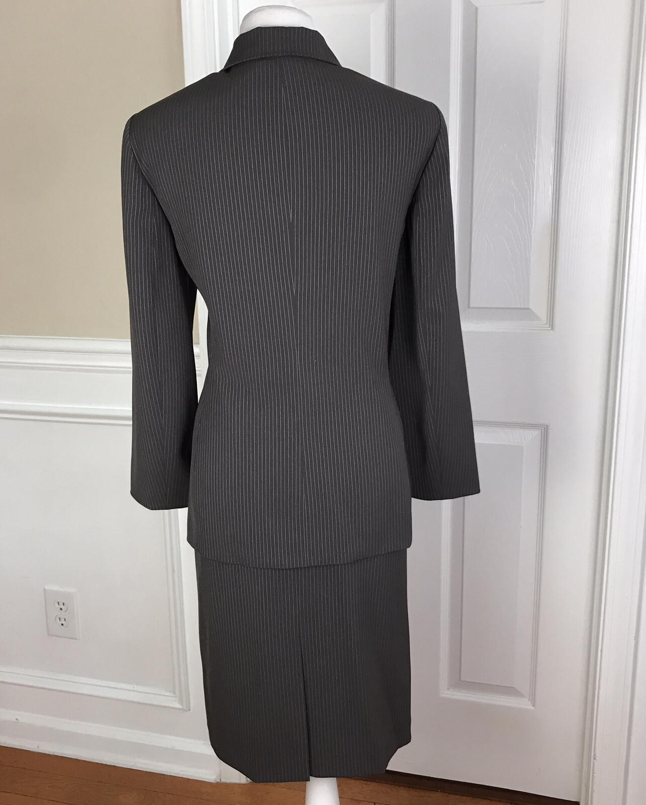 ANNE KLEIN Women 2 PC Brown Striped Polyester Blend Skirt Suit Size 10