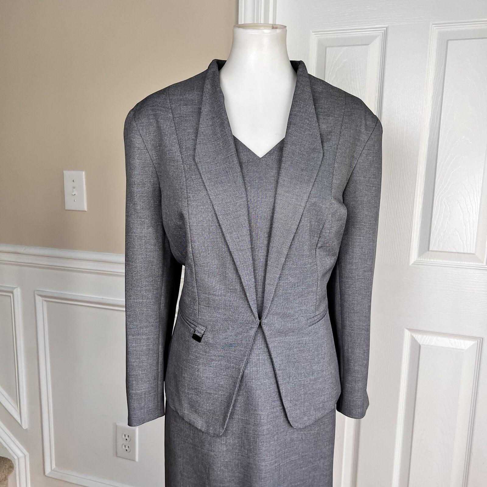 New EMILY Women 2PC Gray Polyester Lined Stand Up Collar Dress Suit Size 18