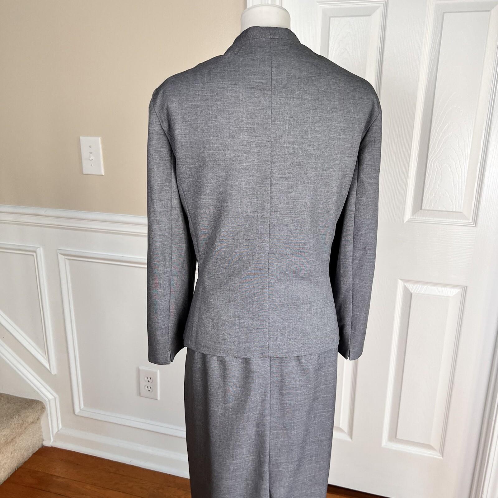 New EMILY Women 2PC Gray Polyester Lined Stand Up Collar Dress Suit Size 18