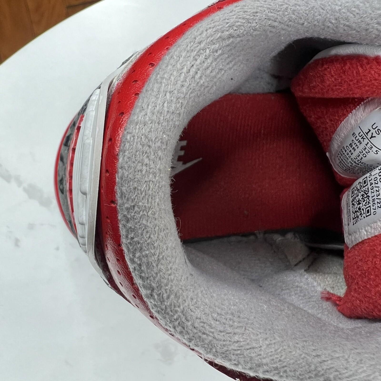 10-5882.jpg Nike Air Jordan 3 Retro Sneakers 1Y Fire Red White Black Youth Boys Shoes 2022