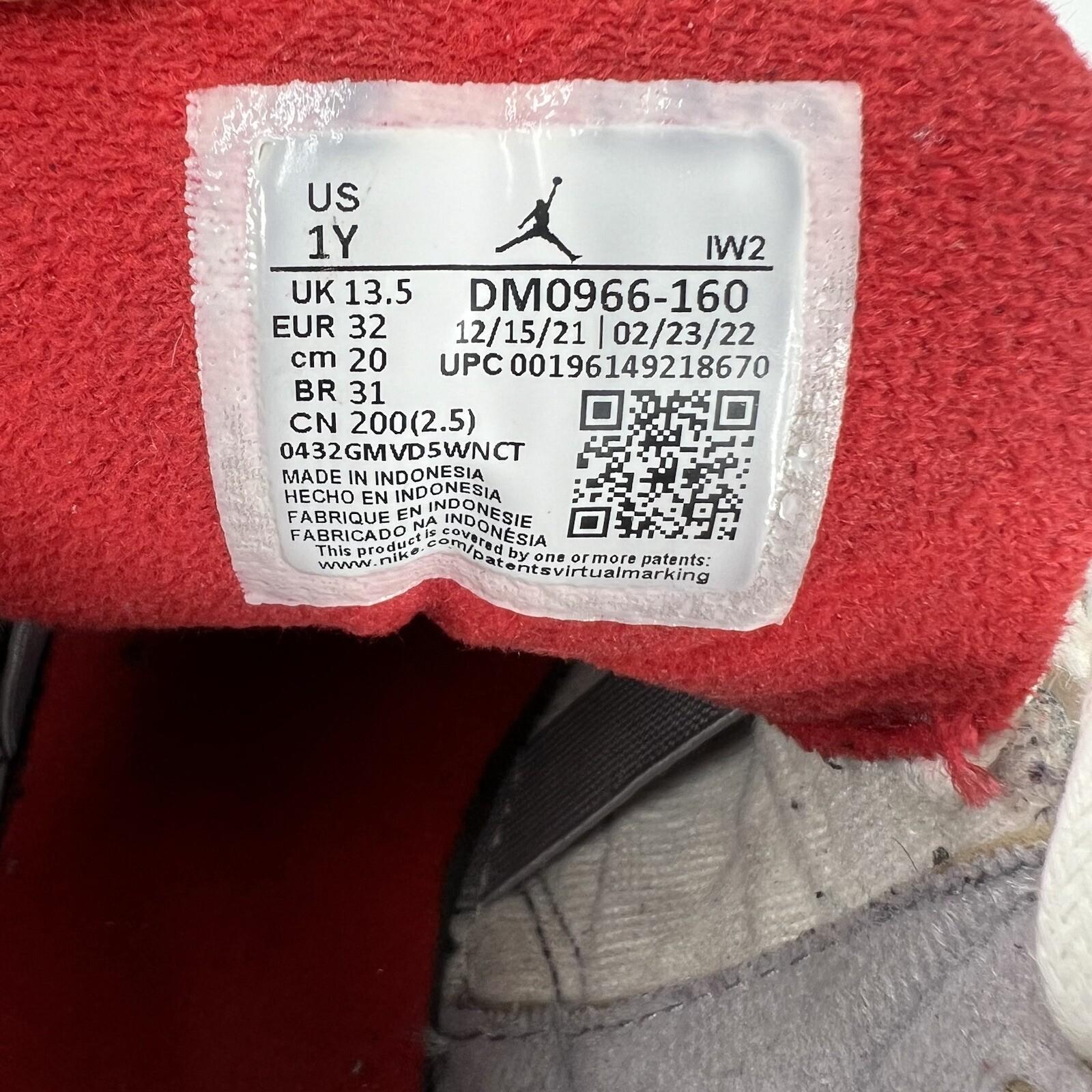 10-5884.jpg Nike Air Jordan 3 Retro Sneakers 1Y Fire Red White Black Youth Boys Shoes 2022