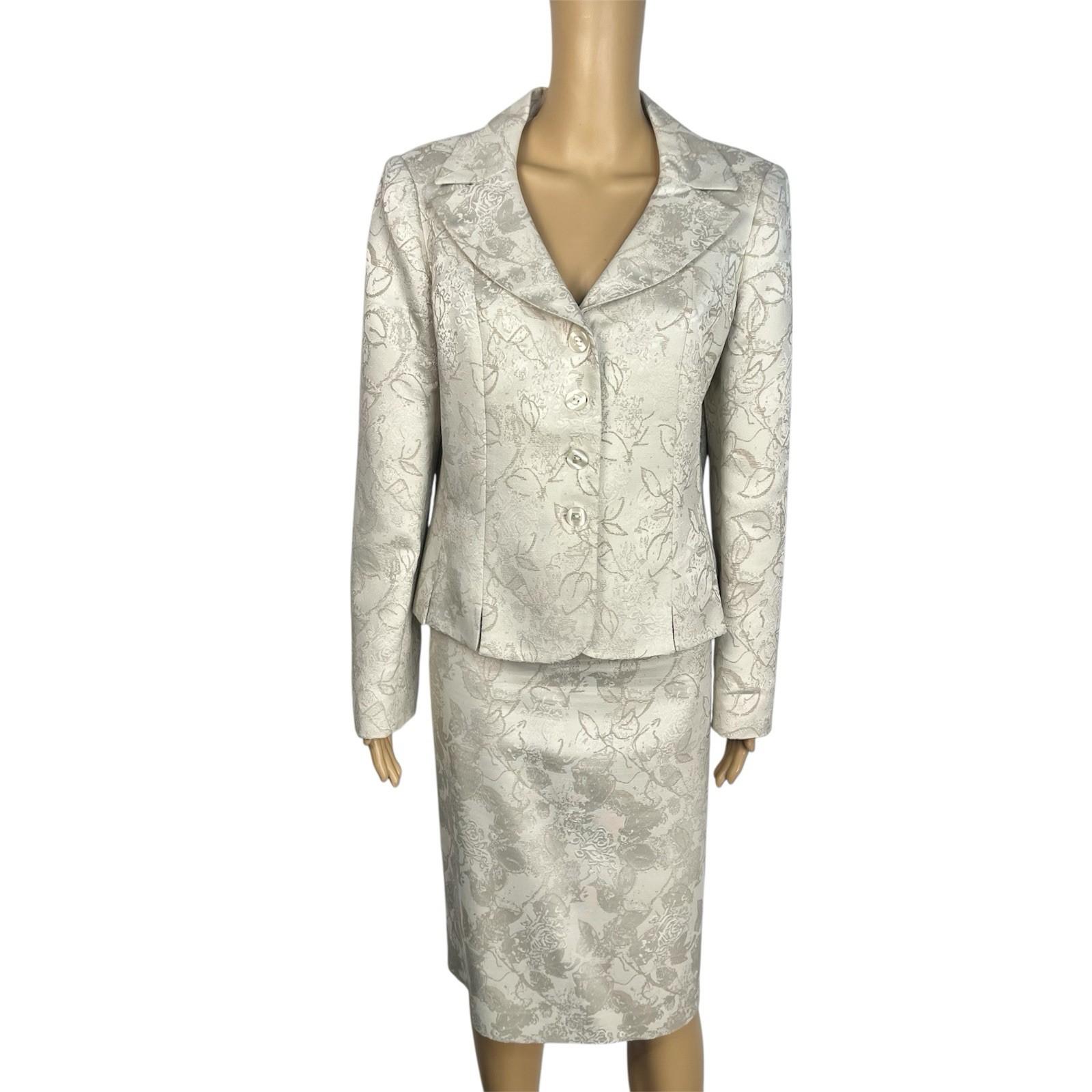 Le Suit Polyester Rayon Skirt Suit 12 Beige Floral Notch Collar Classic 2PC