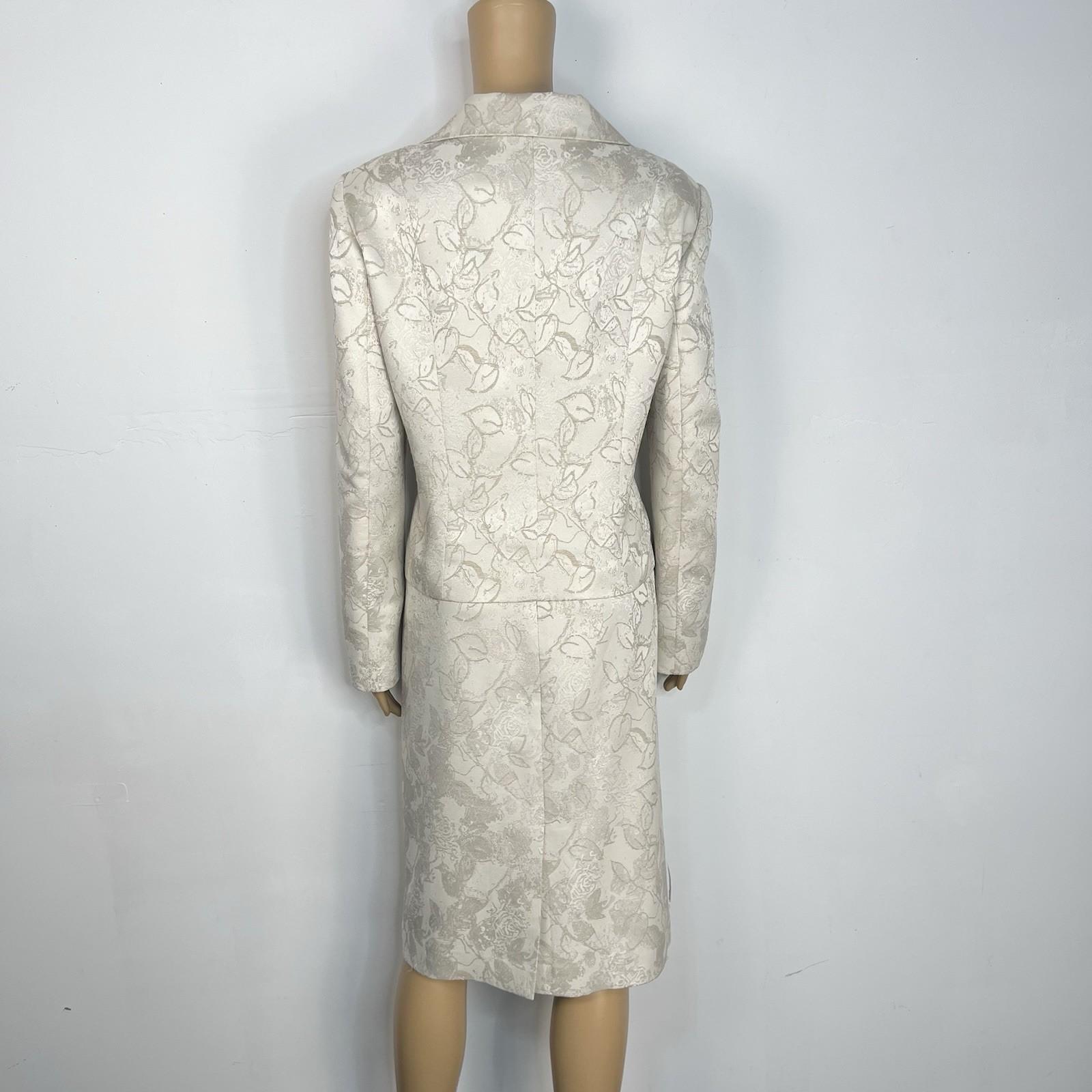 Le Suit Polyester Rayon Skirt Suit 12 Beige Floral Notch Collar Classic 2PC