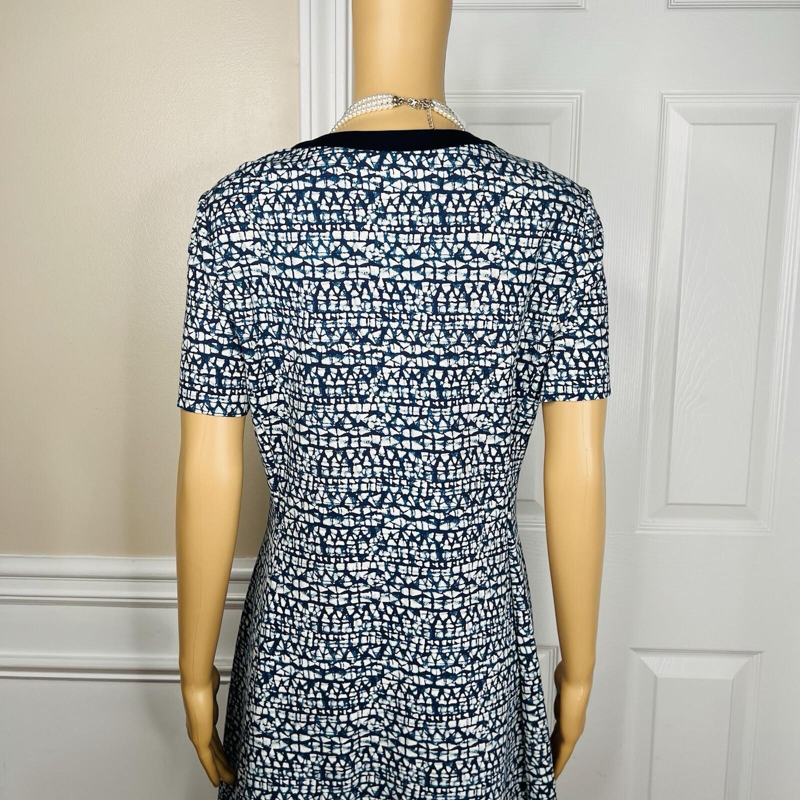 Tory Burch Peninsula Stretch Dress Size L Blue Geometric Pattern Zip Up V Neck