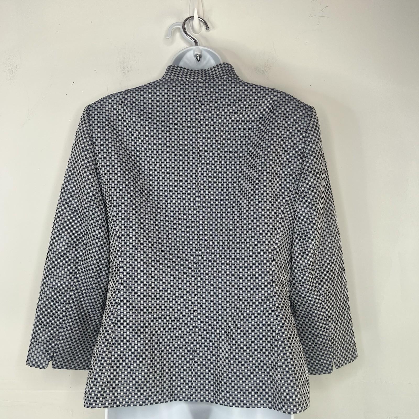 Le Suit Polyester Skirt Suit Size 10 White Blue Stand Up Collar Career 2PC