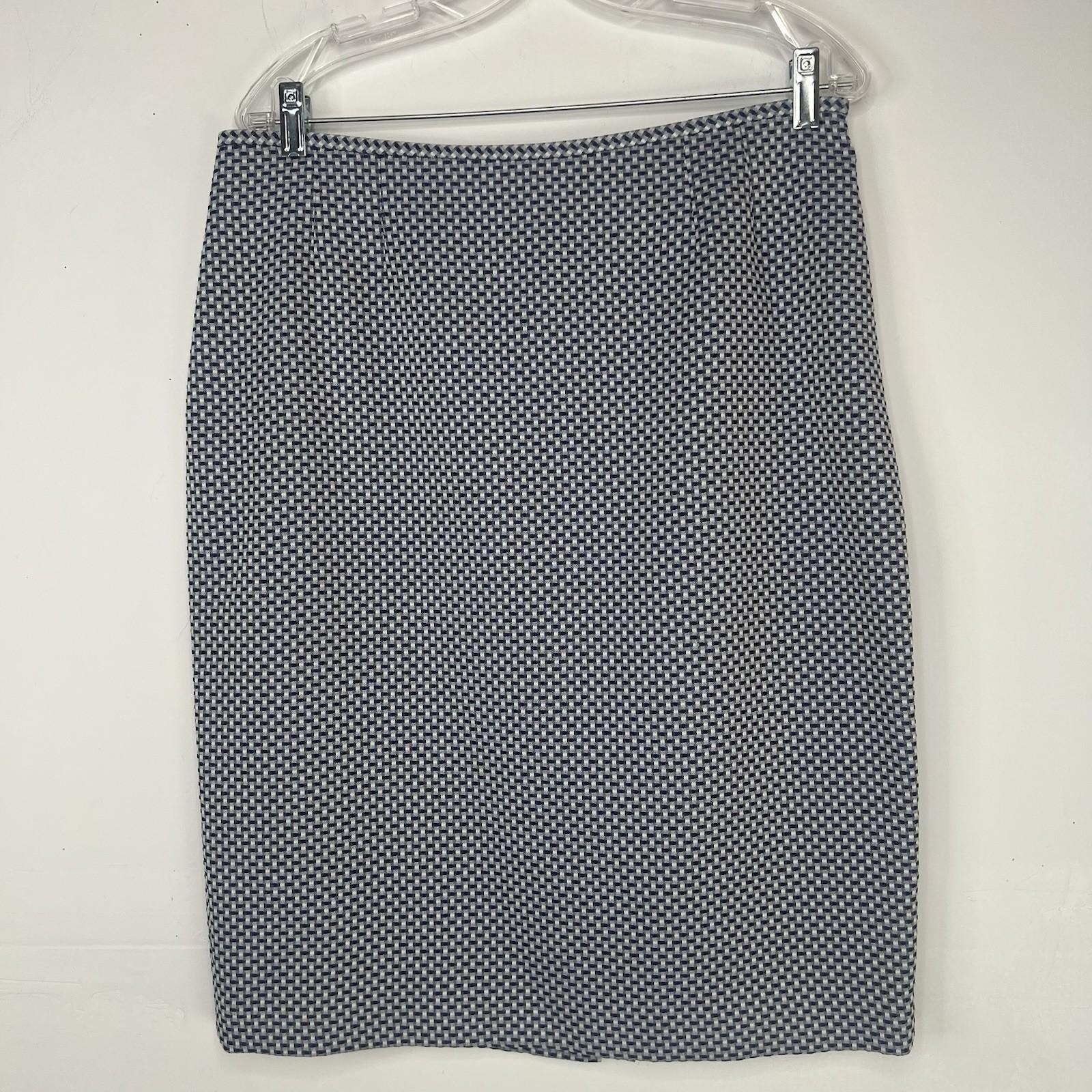 Le Suit Polyester Skirt Suit Size 10 White Blue Stand Up Collar Career 2PC