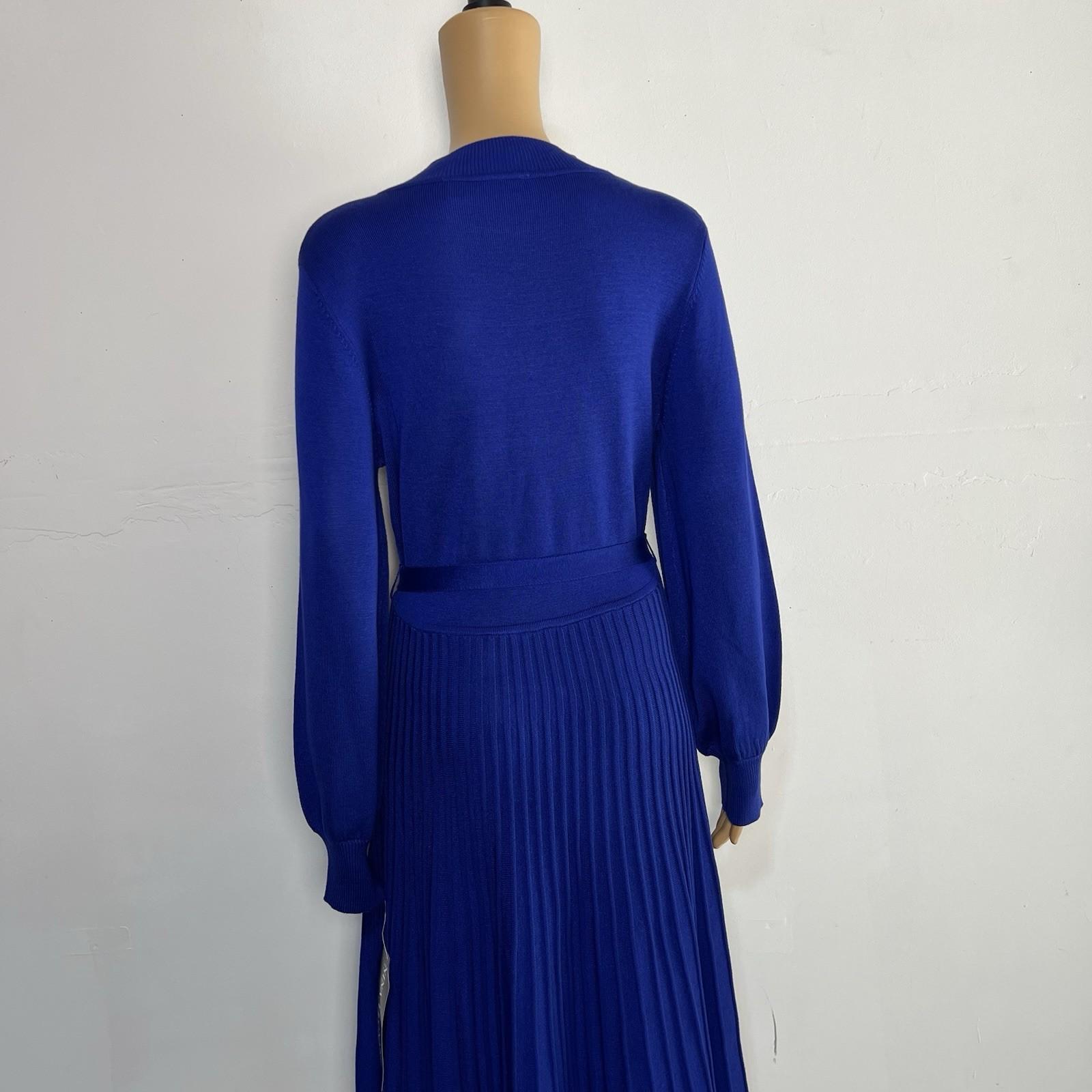 10-6245.jpg Nina Leonard Sweater Dress Size L Deep Sapphire Mock Neck Belted Belted Knit New