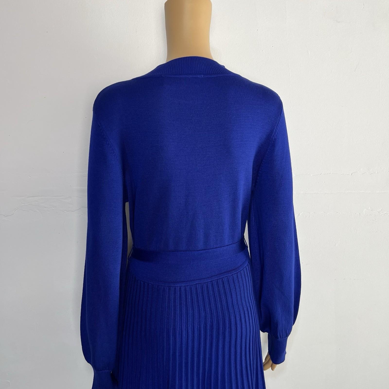 10-6246.jpg Nina Leonard Sweater Dress Size L Deep Sapphire Mock Neck Belted Belted Knit New