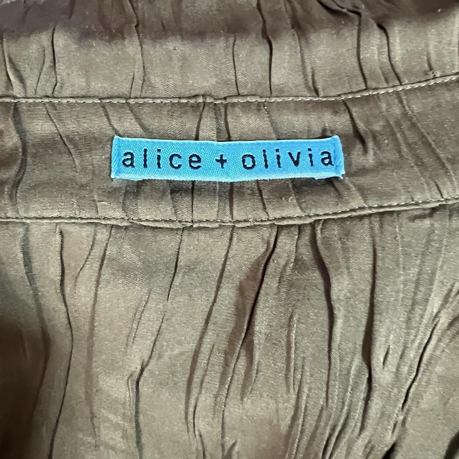 Alice + Olivia Button Down Silk Shirt Blouse XL Military Green Foldable sleeves