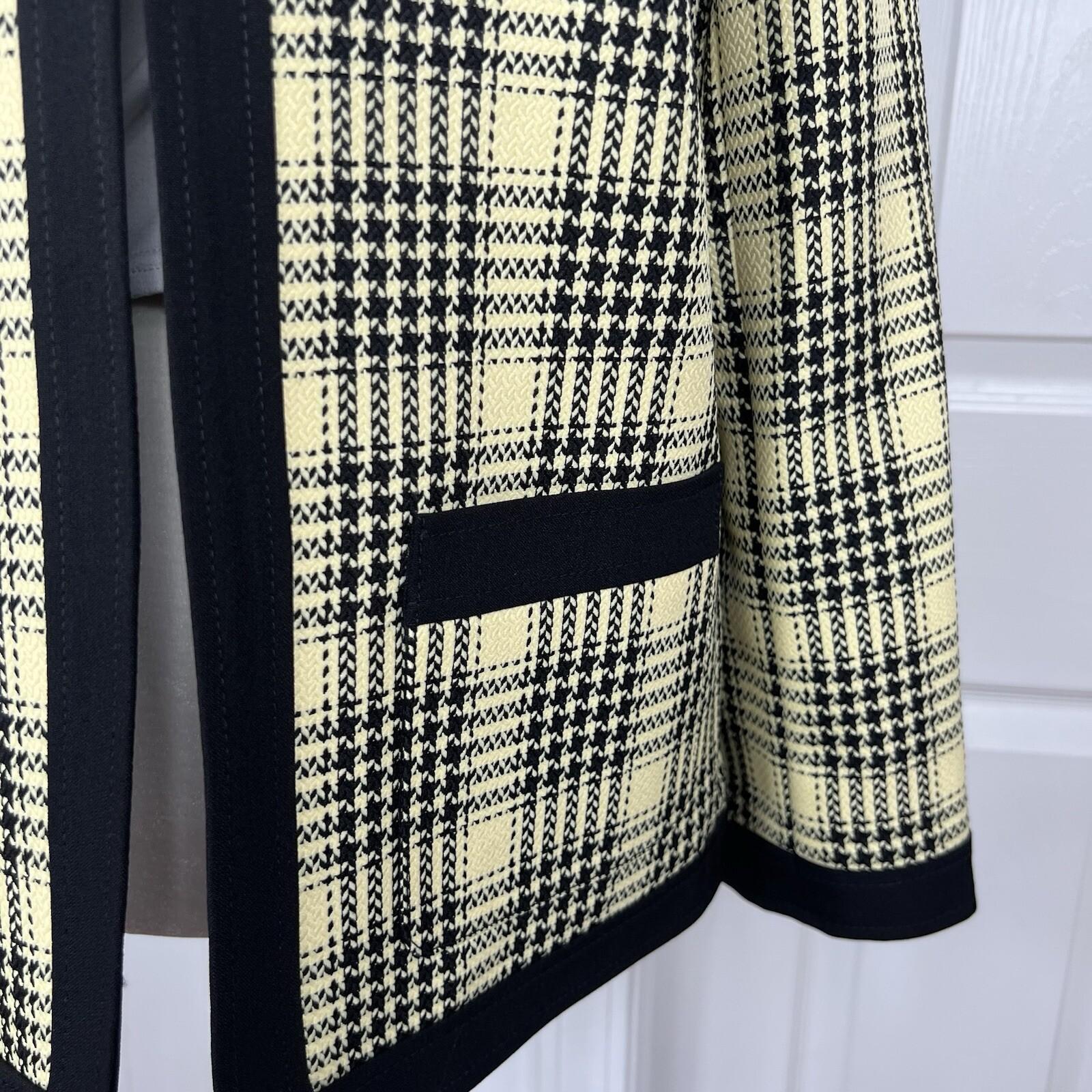 10-6346.jpg KASPER Polyester Elastane Blazer Size 8 Yellow Black Lined Open Front Pockets