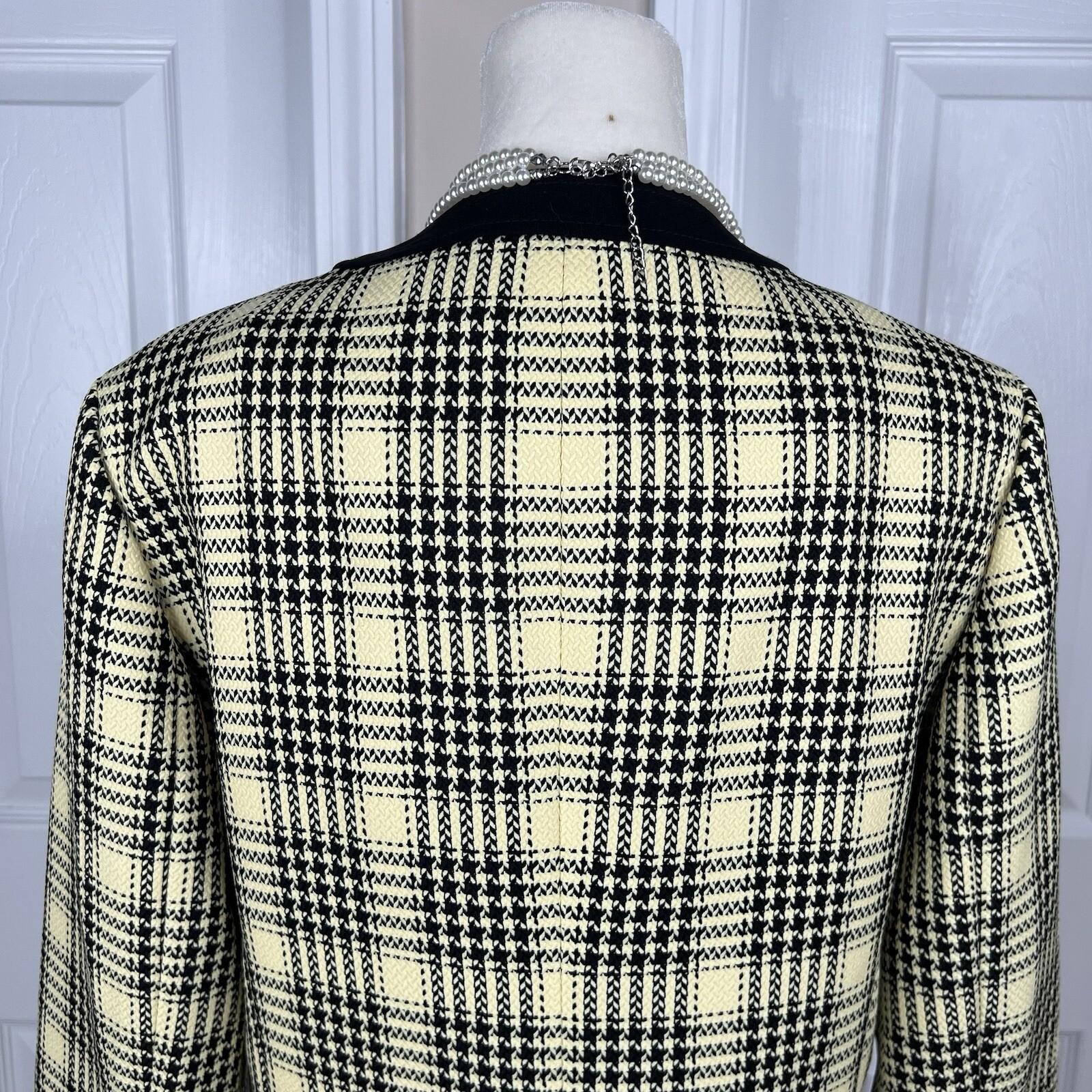 10-6348.jpg KASPER Polyester Elastane Blazer Size 8 Yellow Black Lined Open Front Pockets
