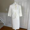 LEVINE CLASSIS 2PC Ivory Polyester Rayon Stretch 3/4 Sleeves Skirt Suit Size 8