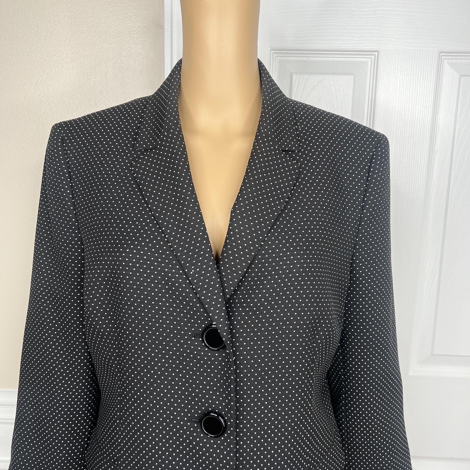 10-690.jpg Le Suit Women Polyester Skirt Suit Size 14 Black White Notch Collar Lined 2PC