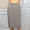 Le Suit Polyester Spandex Skirt Suit Size 14P Gray Peak Collar Faux Pockets 2PC