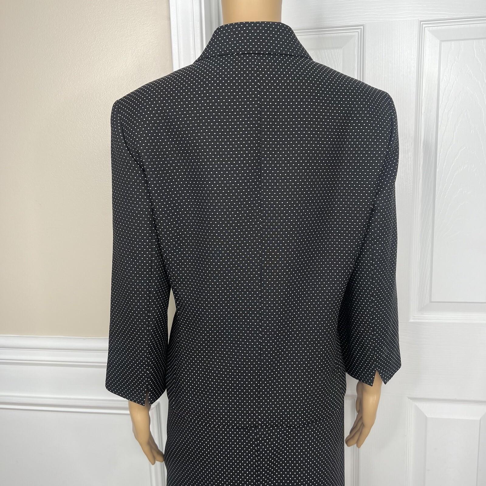 10-695.jpg Le Suit Women Polyester Skirt Suit Size 14 Black White Notch Collar Lined 2PC