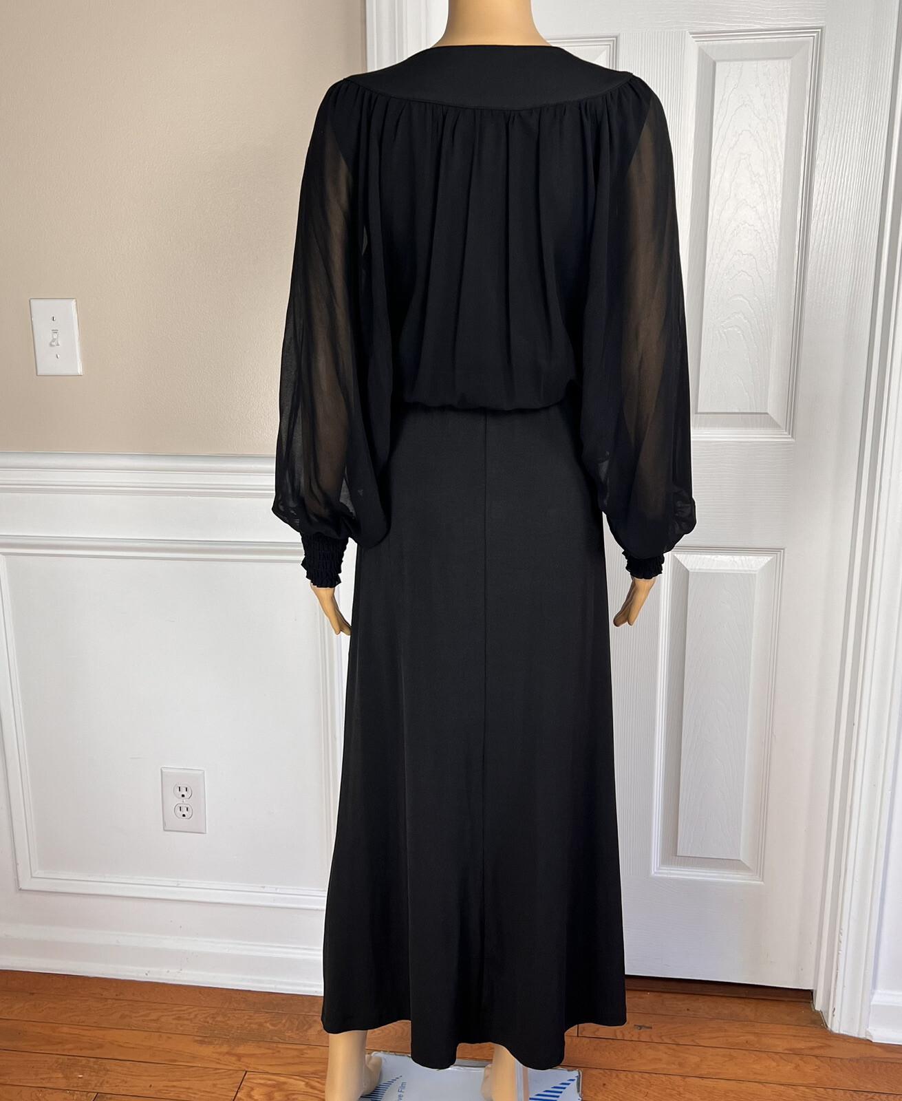 BADGLEY MISCHKA Black Beaded Polyester Stretch V Neck Cocktail Dress Size M/L