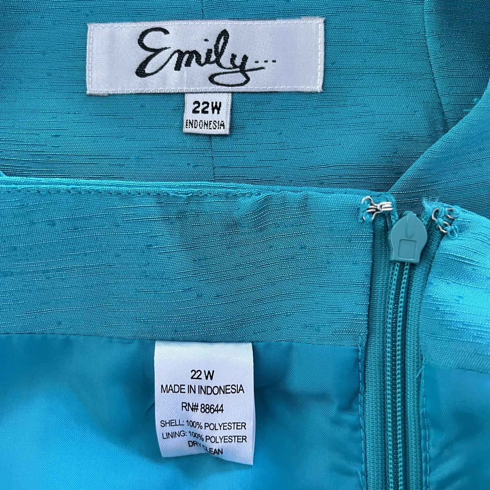 EMILY Women 2PC Green Polyester Lined Collarless Skirt Suit Size 22W