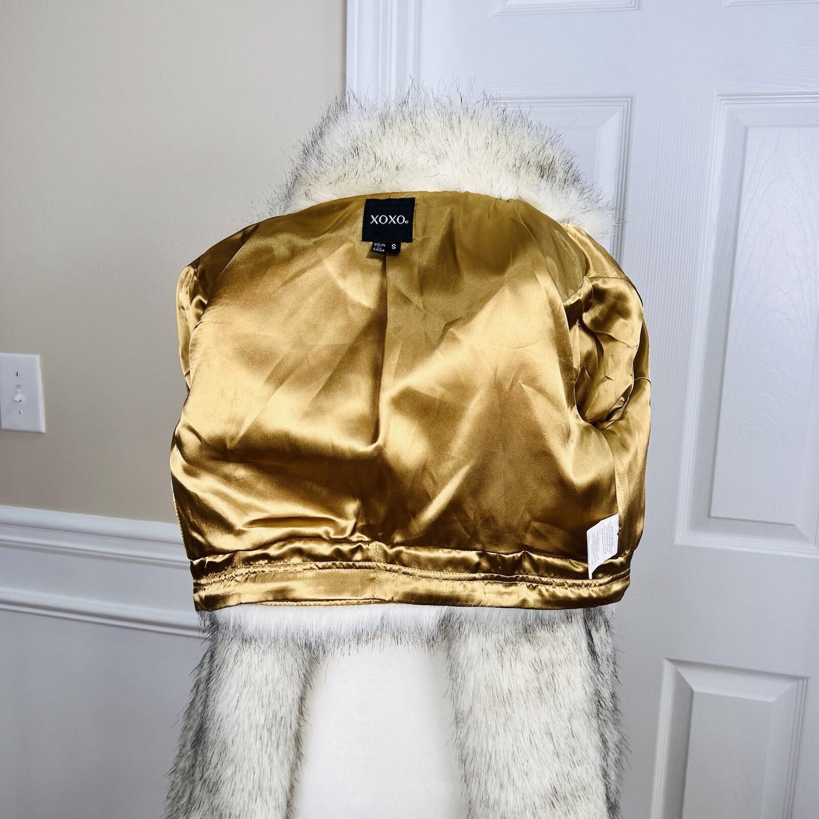XOXO 2 in 1 Faux Fur Ivory Black Mid Length Cropped Coat Size S Cozy Y2K Warm