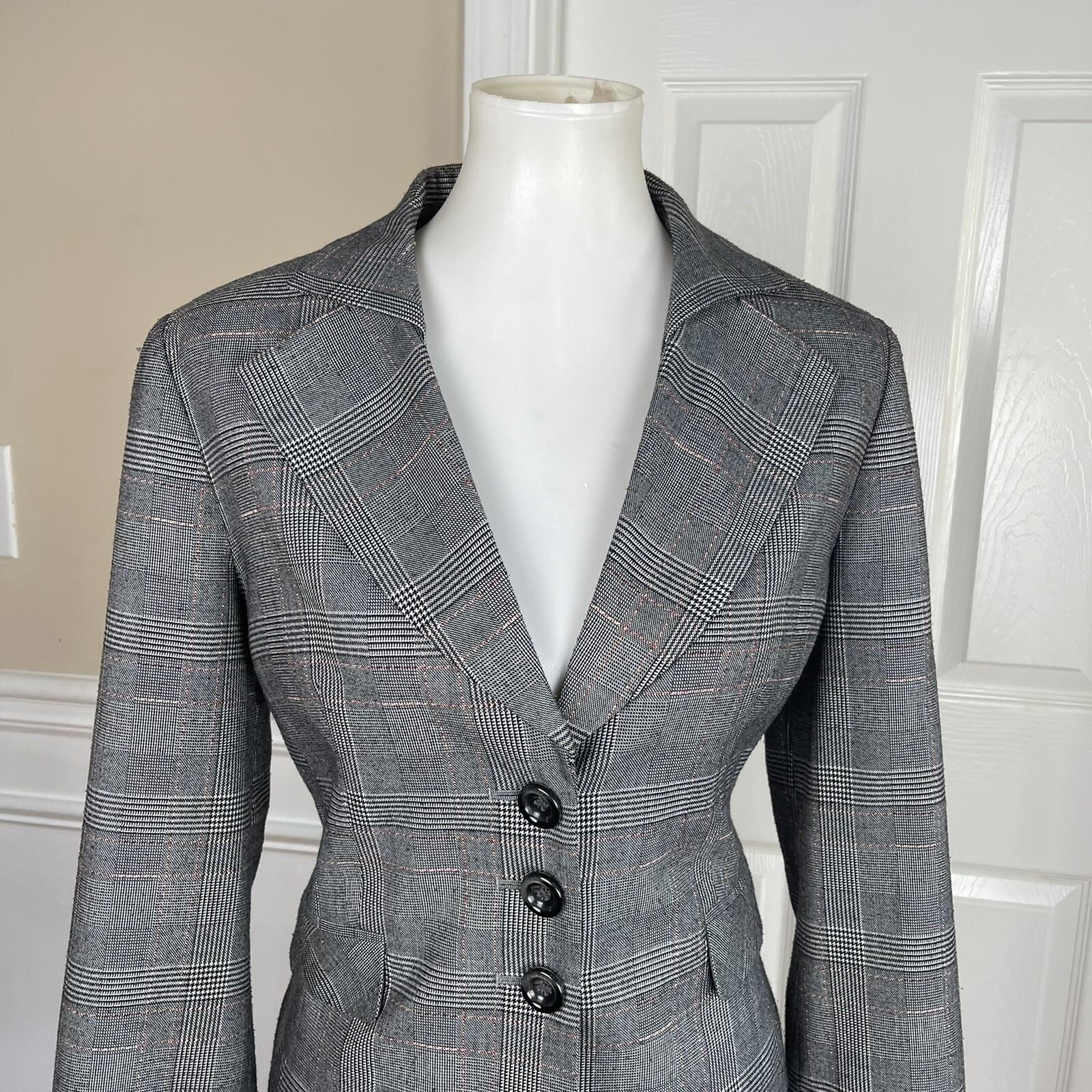 LARRY LEVINE 2PC Gray Striped Polyester Blend Stretch Pleated Skirt Suit Size 8