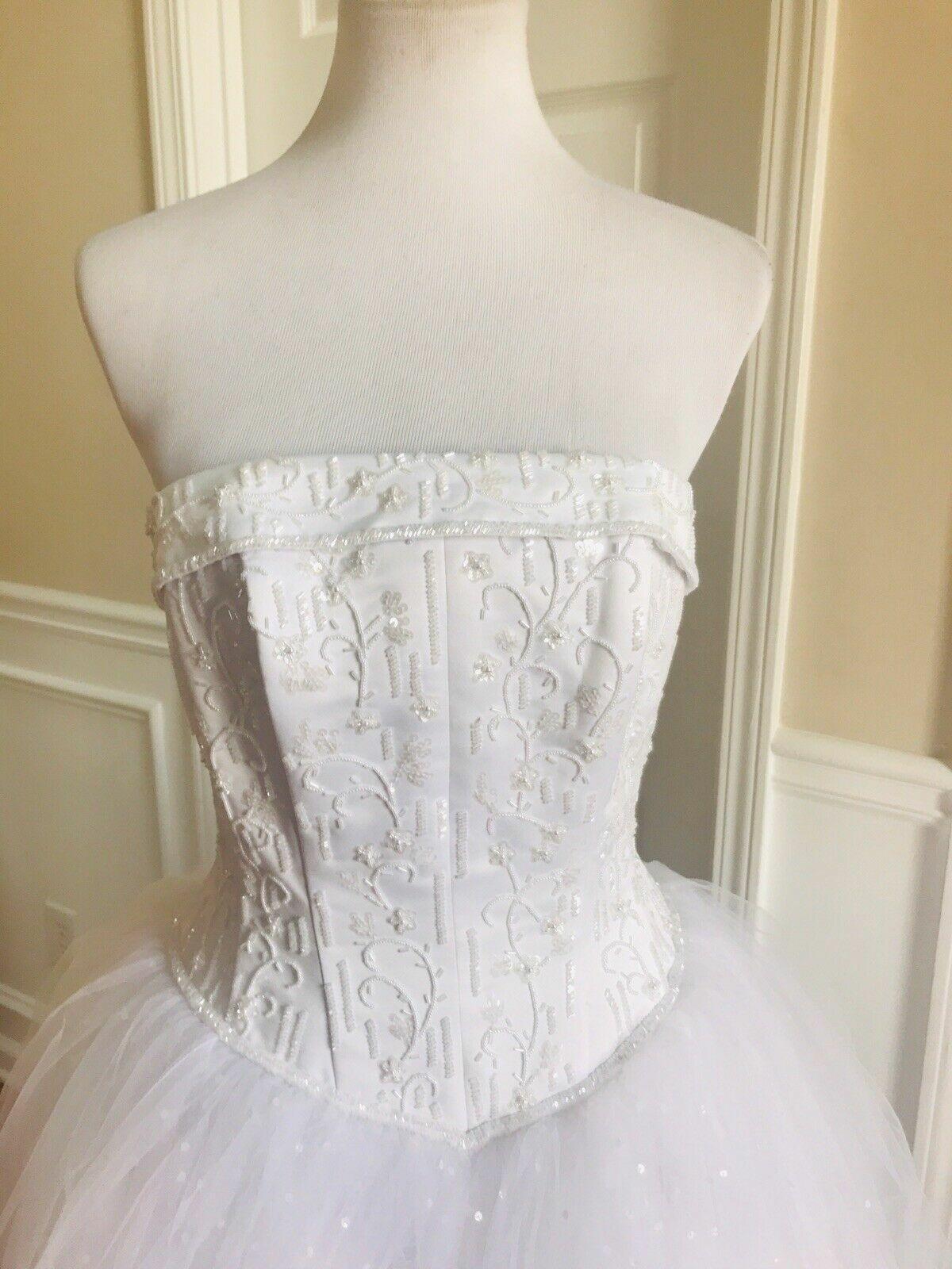 DAVID'S BRIDAL Strapless Tulle Lace Ball Gown White Wedding Dress Size 8 Beaded