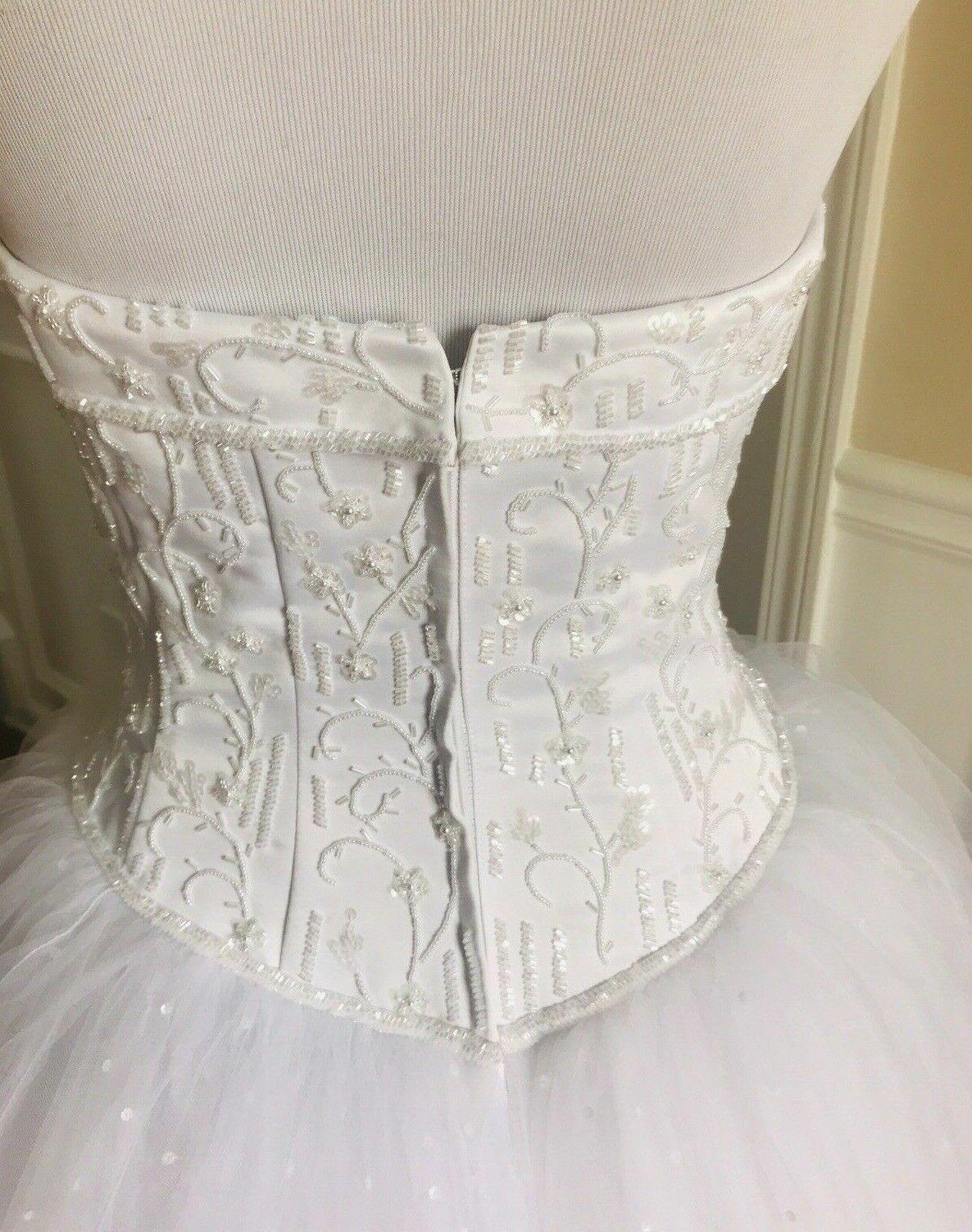 DAVID'S BRIDAL Strapless Tulle Lace Ball Gown White Wedding Dress Size 8 Beaded