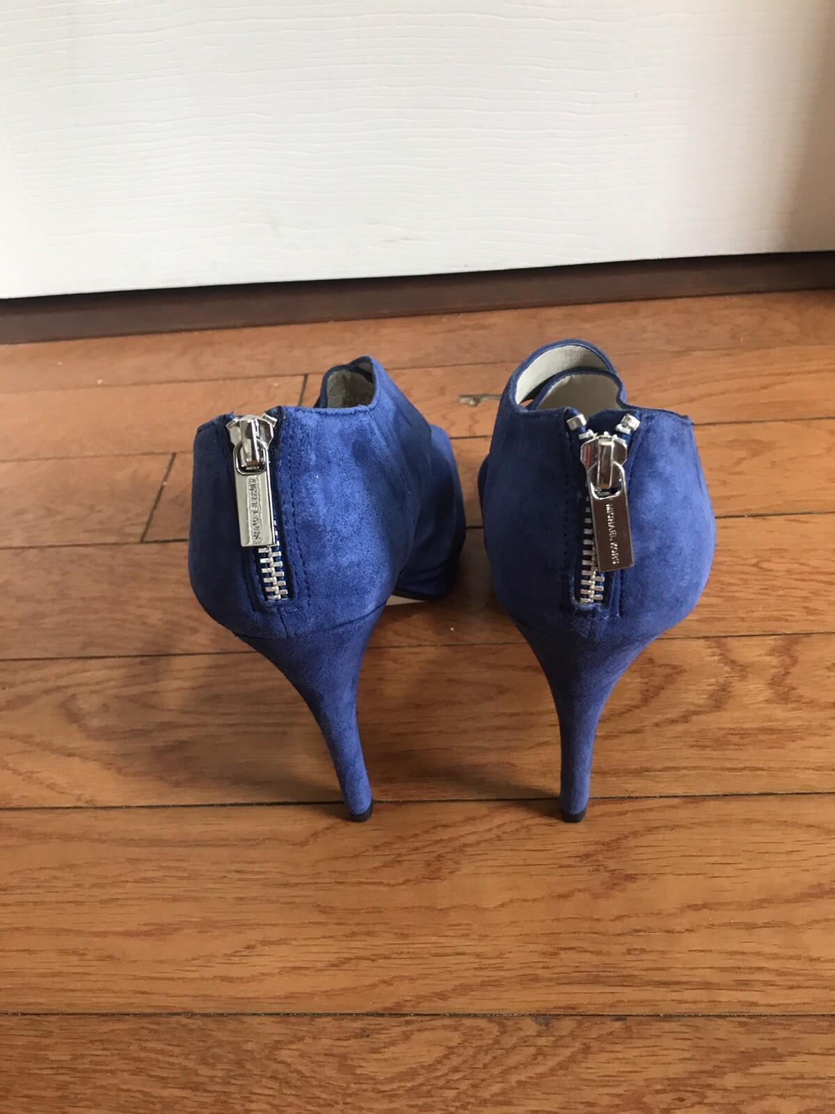 Michael Kors Leather Suede Peep Toe Pumps Shoes 8M Blue Strappy Back Zip
