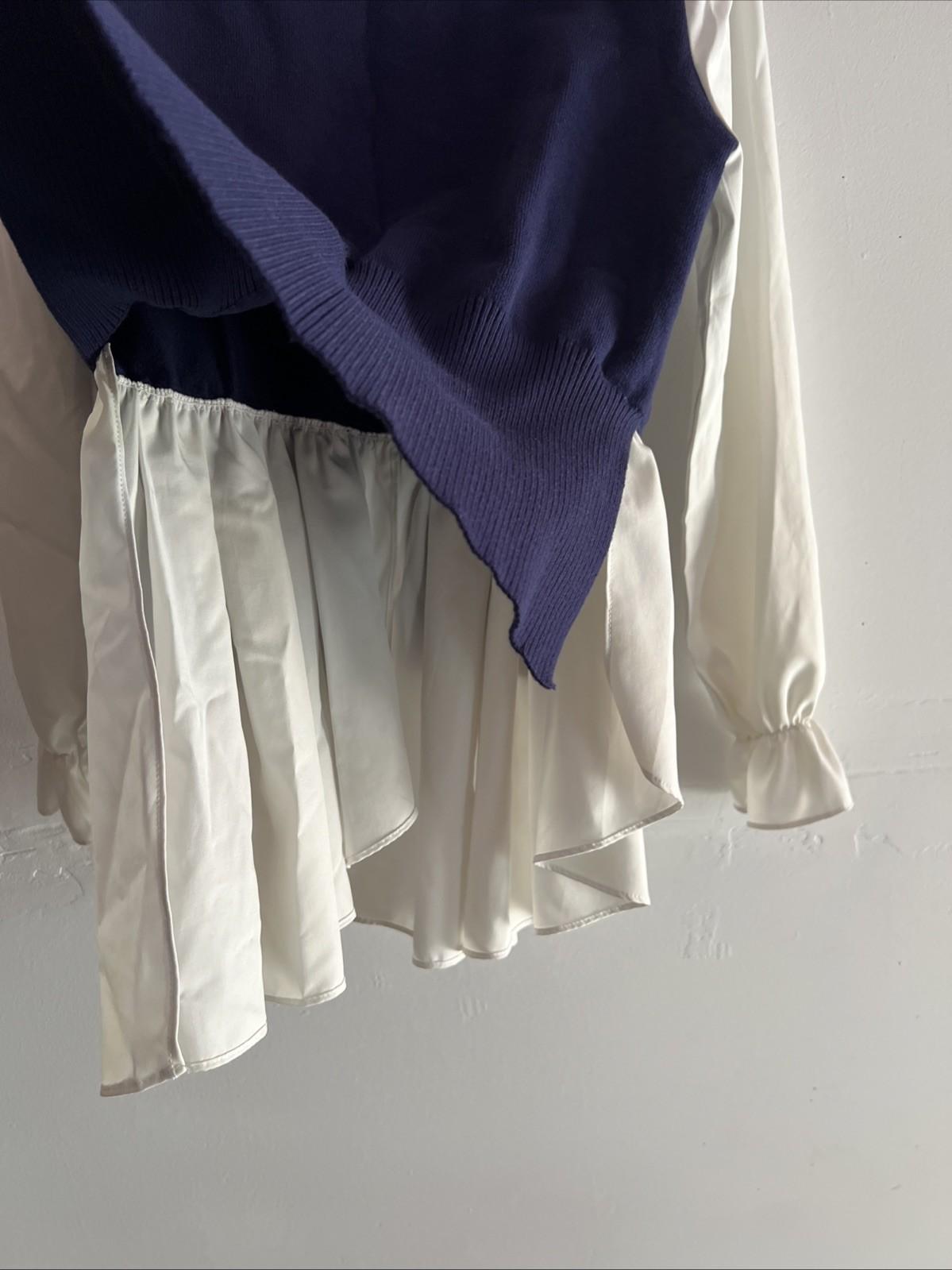 Gracia Women Sweater Blue Off White Size M Long Sleeves Ruffle Mock Neck Peplum