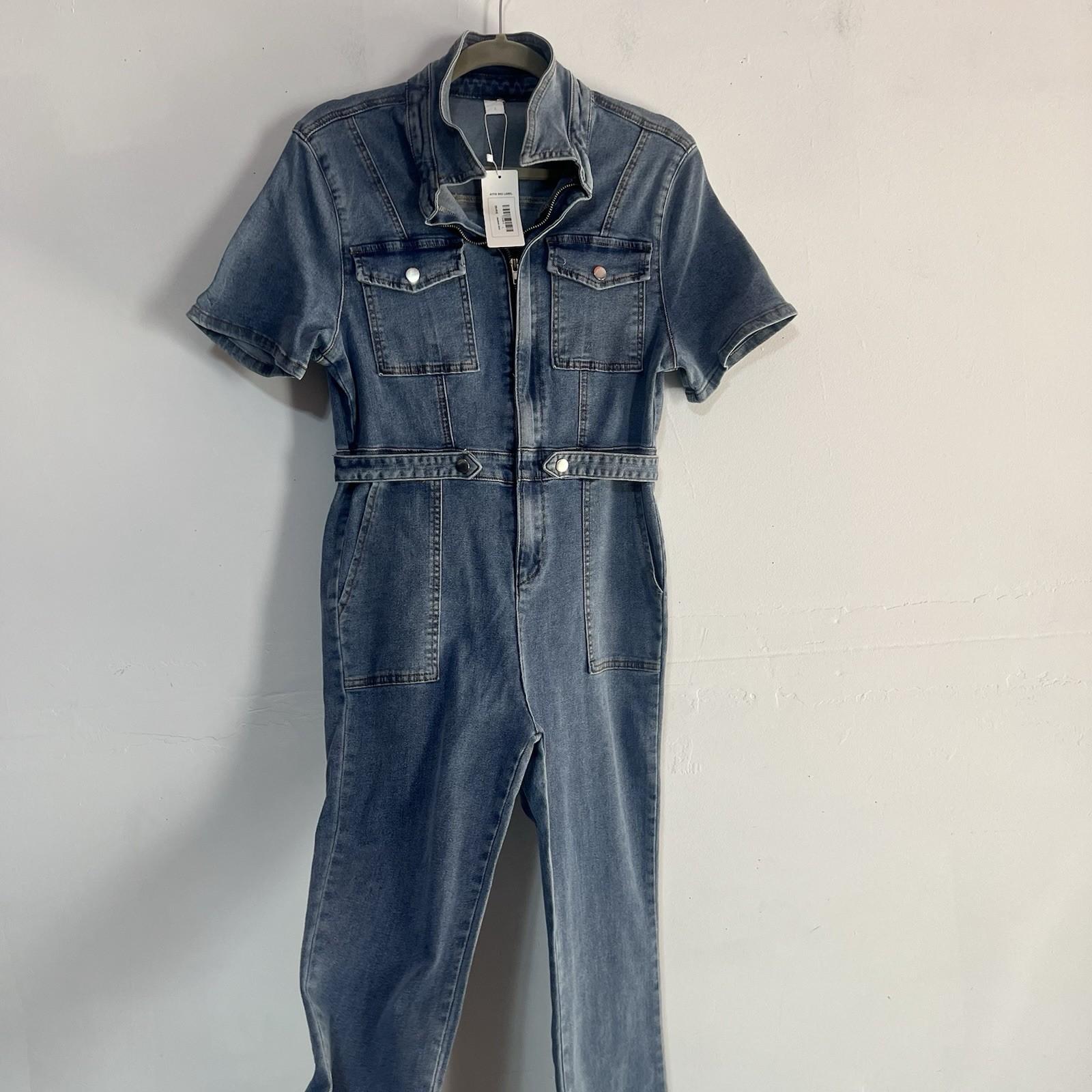 DG Rye Stretch Denim Jumpsuit  Size L Medium Blue Short Sleeve Half Zip New