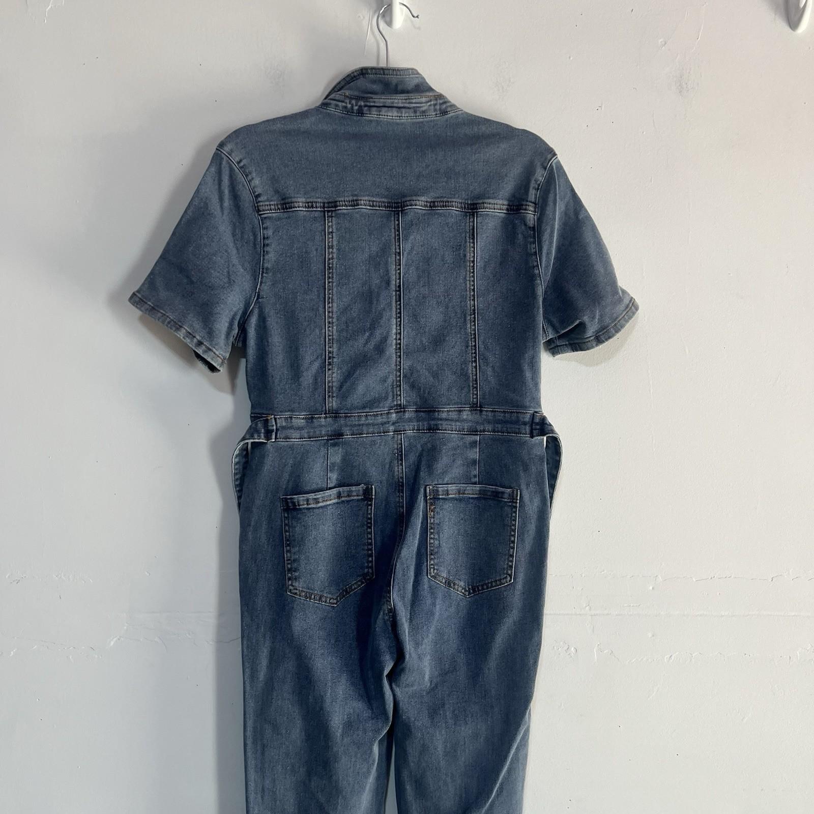 DG Rye Stretch Denim Jumpsuit  Size L Medium Blue Short Sleeve Half Zip New