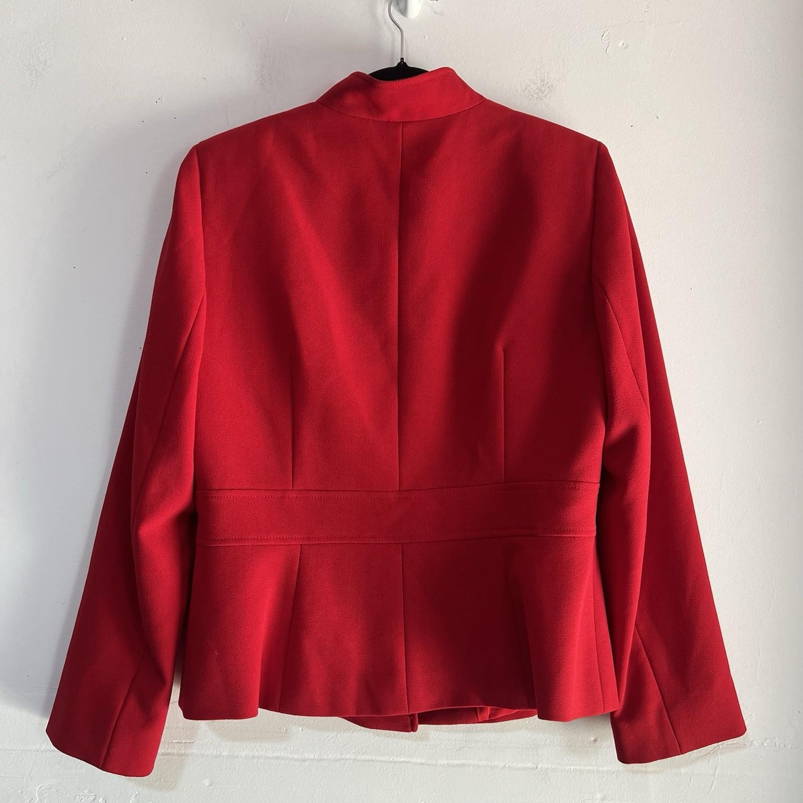 Tahari ASL Polyester Stretch Skirt Suit Size 10 Red Lined Stand Up Collar 2PC