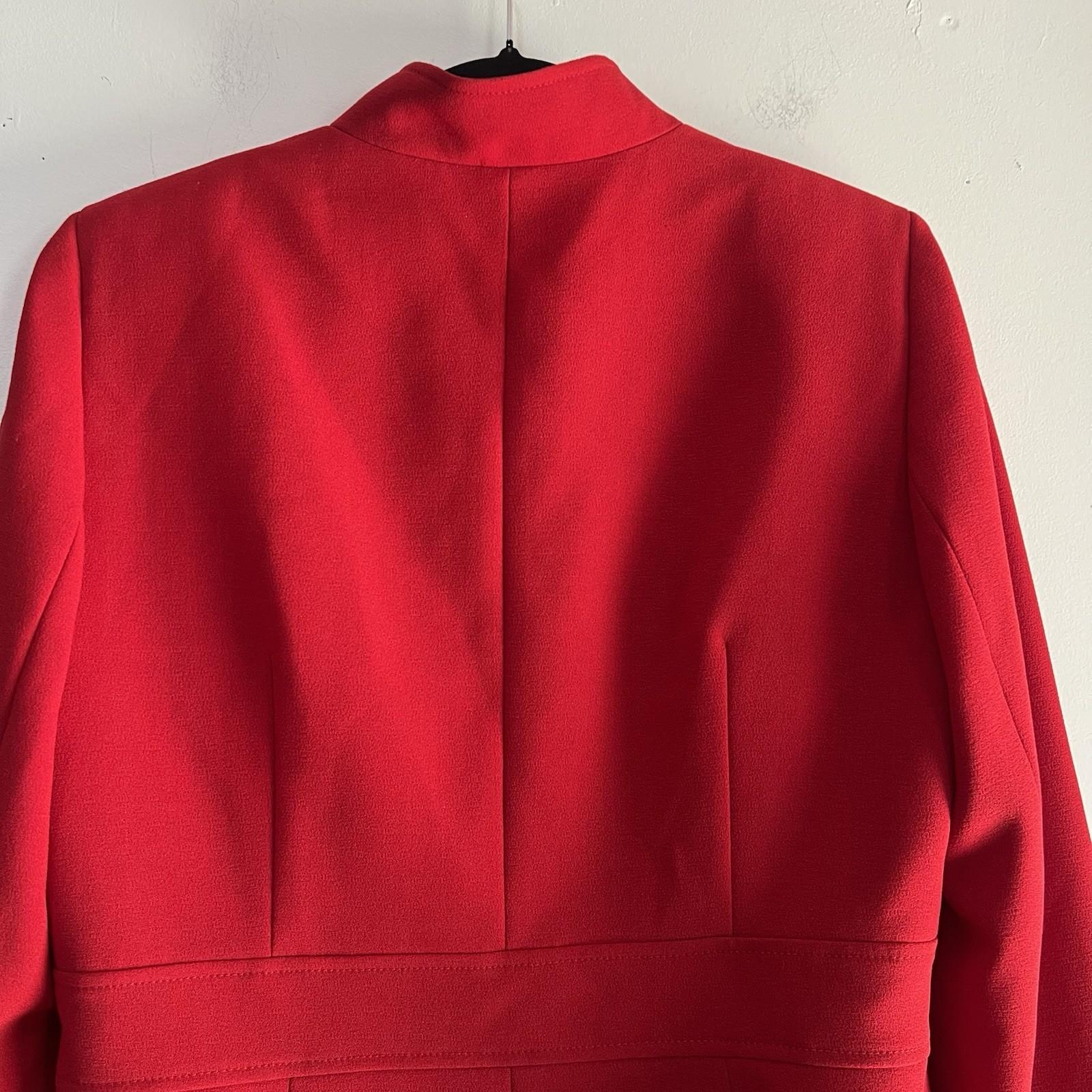 Tahari ASL Polyester Stretch Skirt Suit Size 10 Red Lined Stand Up Collar 2PC